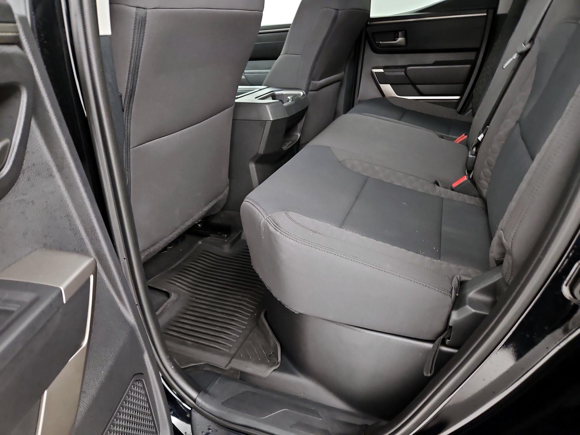 Thumbnail: 2022 Toyota Tundra - 19