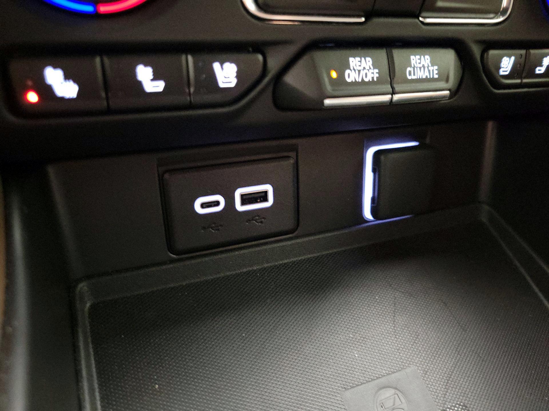 Thumbnail: 2024 Chevrolet Tahoe - 18