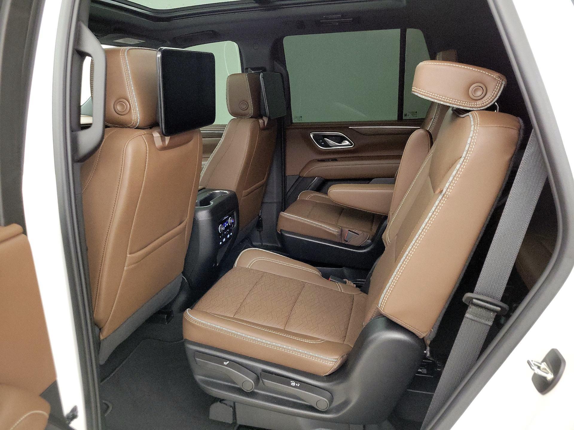 Thumbnail: 2024 Chevrolet Tahoe - 20