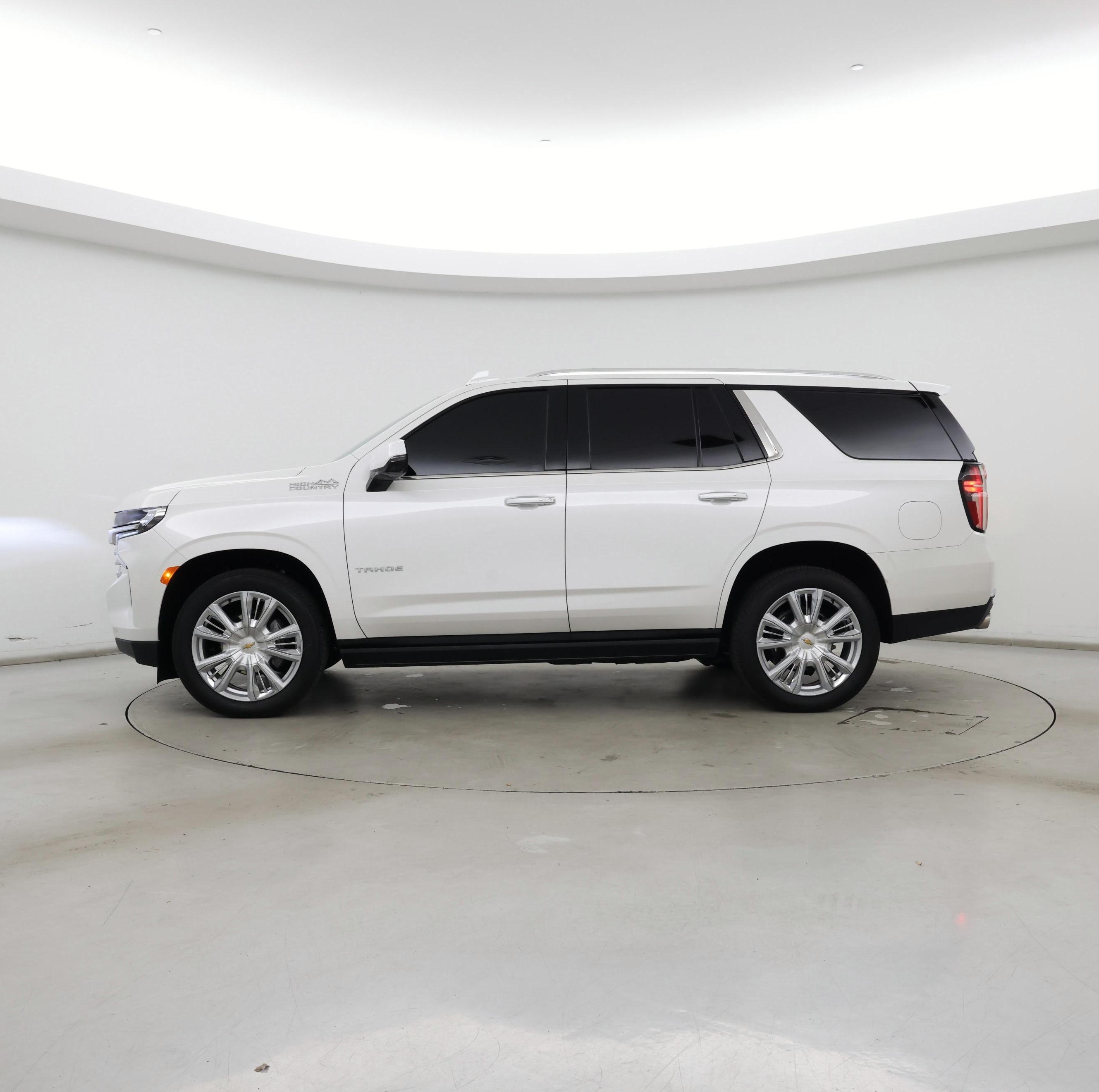 Thumbnail: 2024 Chevrolet Tahoe - 3