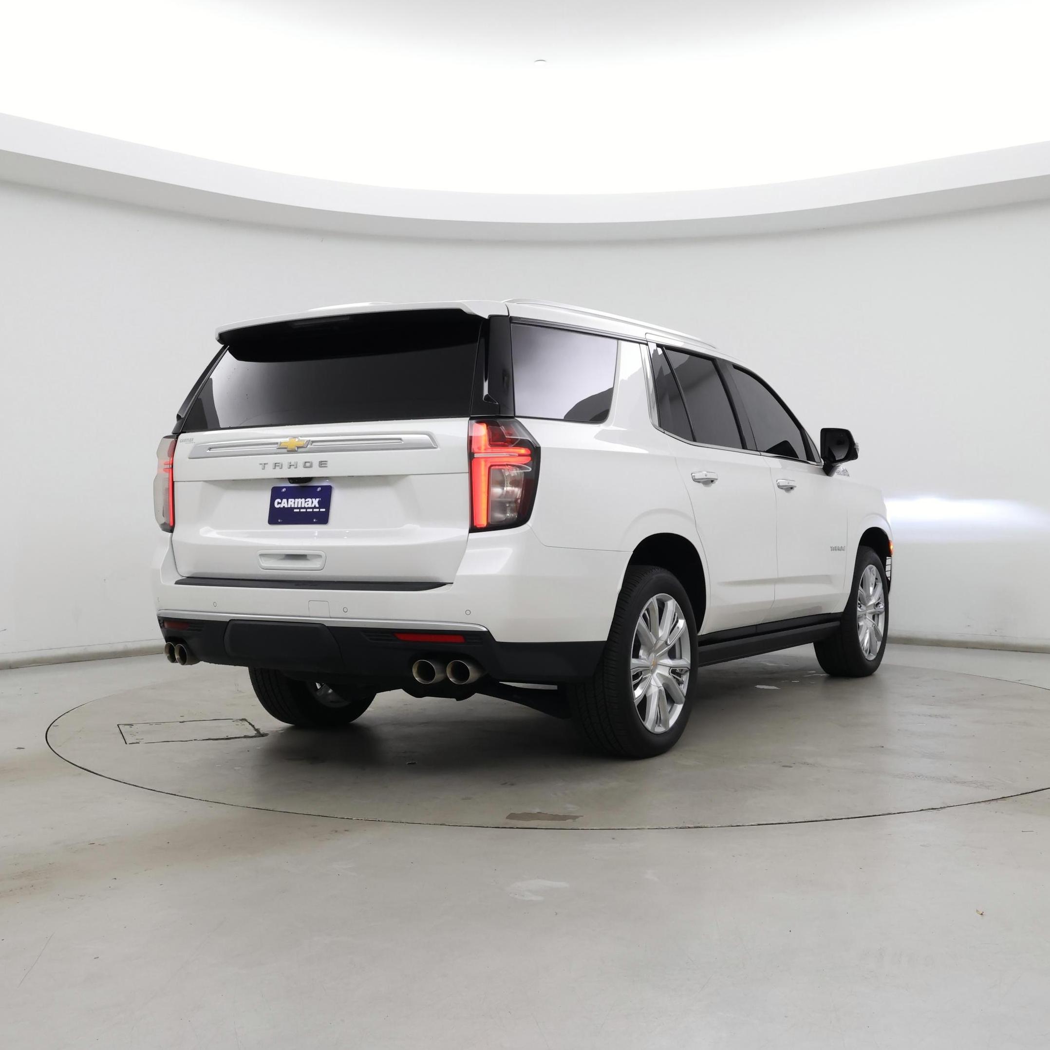 Thumbnail: 2024 Chevrolet Tahoe - 8