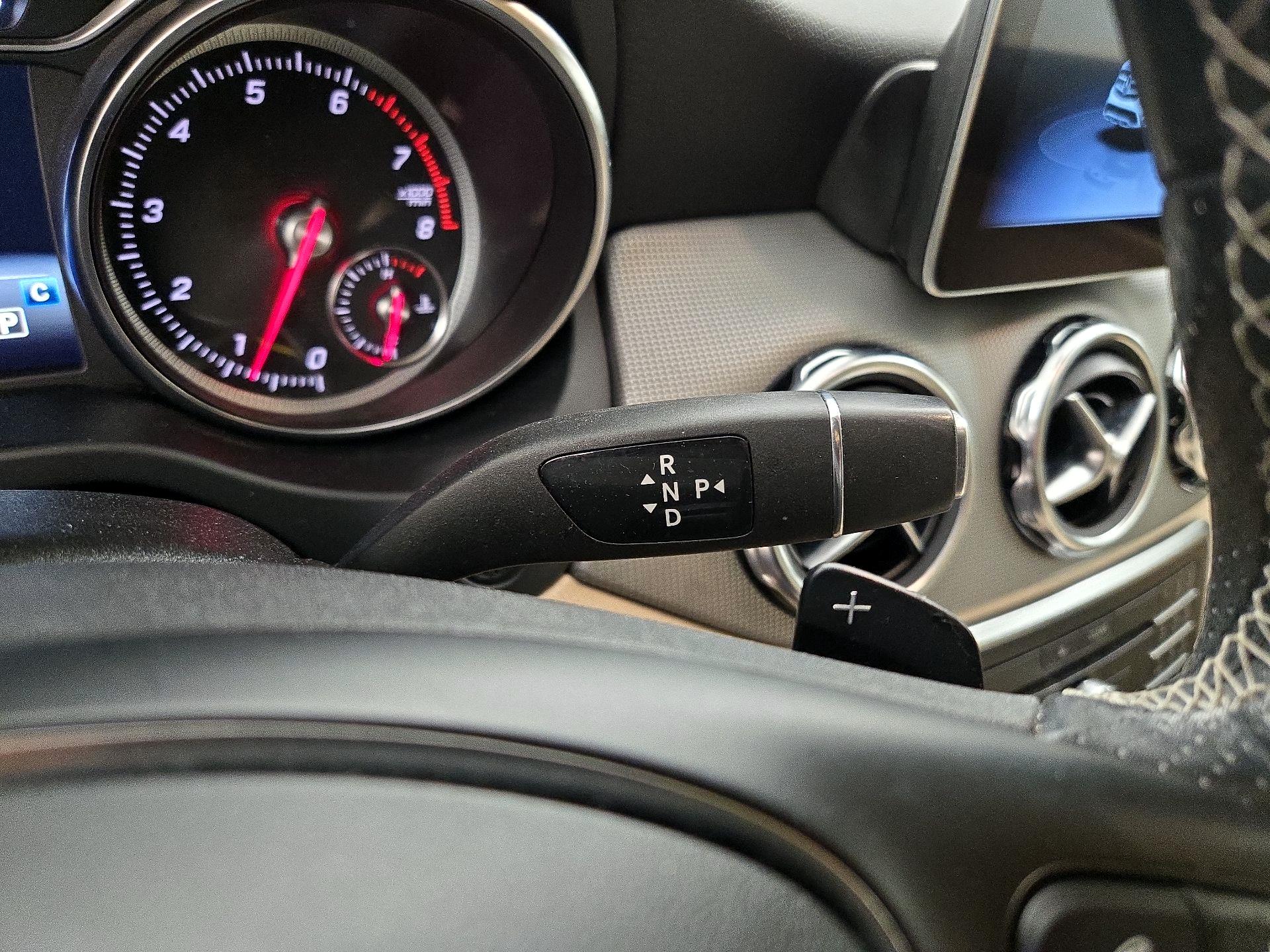 Thumbnail: 2019 Mercedes-Benz GLA - 17