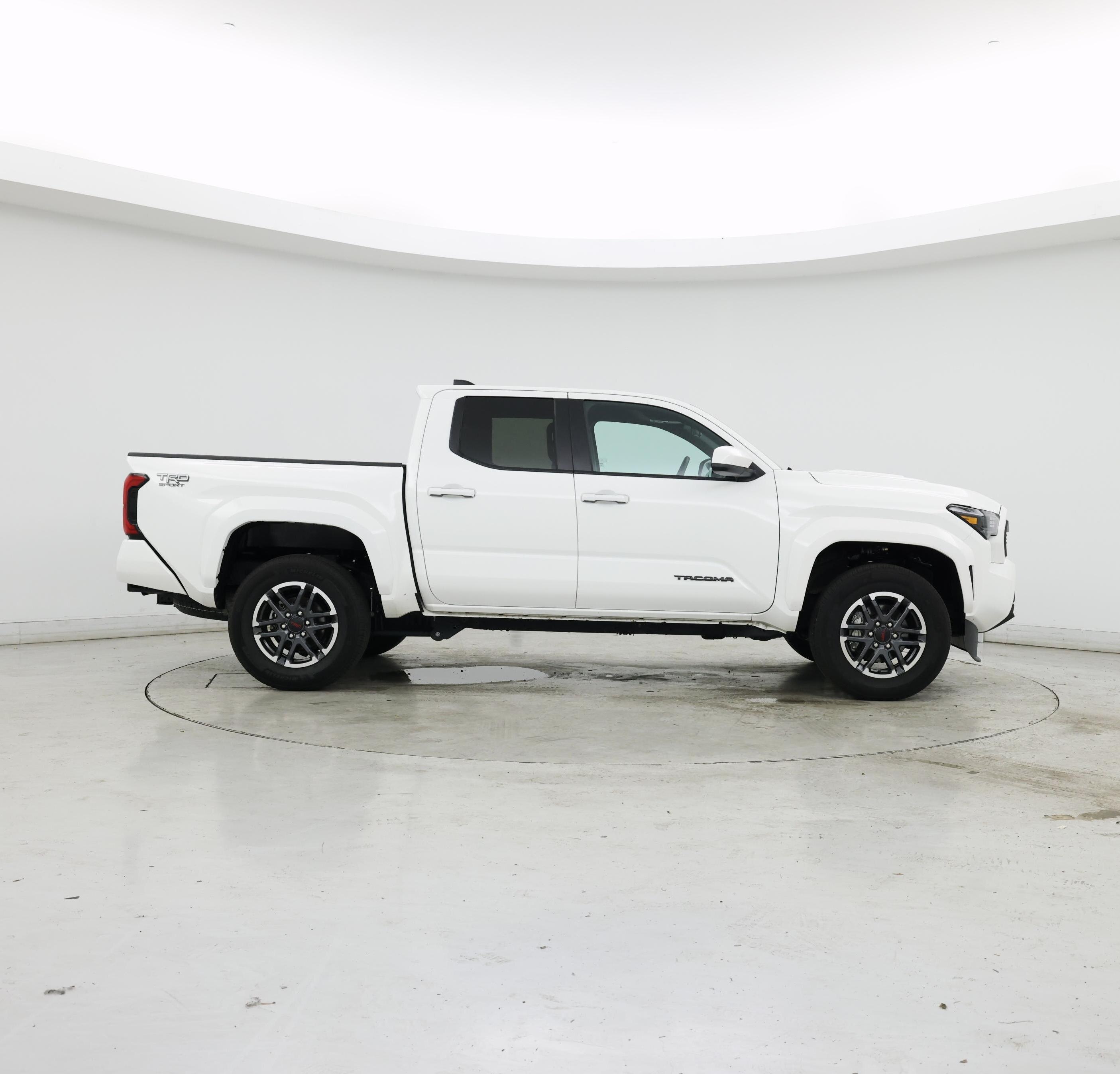 Thumbnail: 2024 Toyota Tacoma - 7