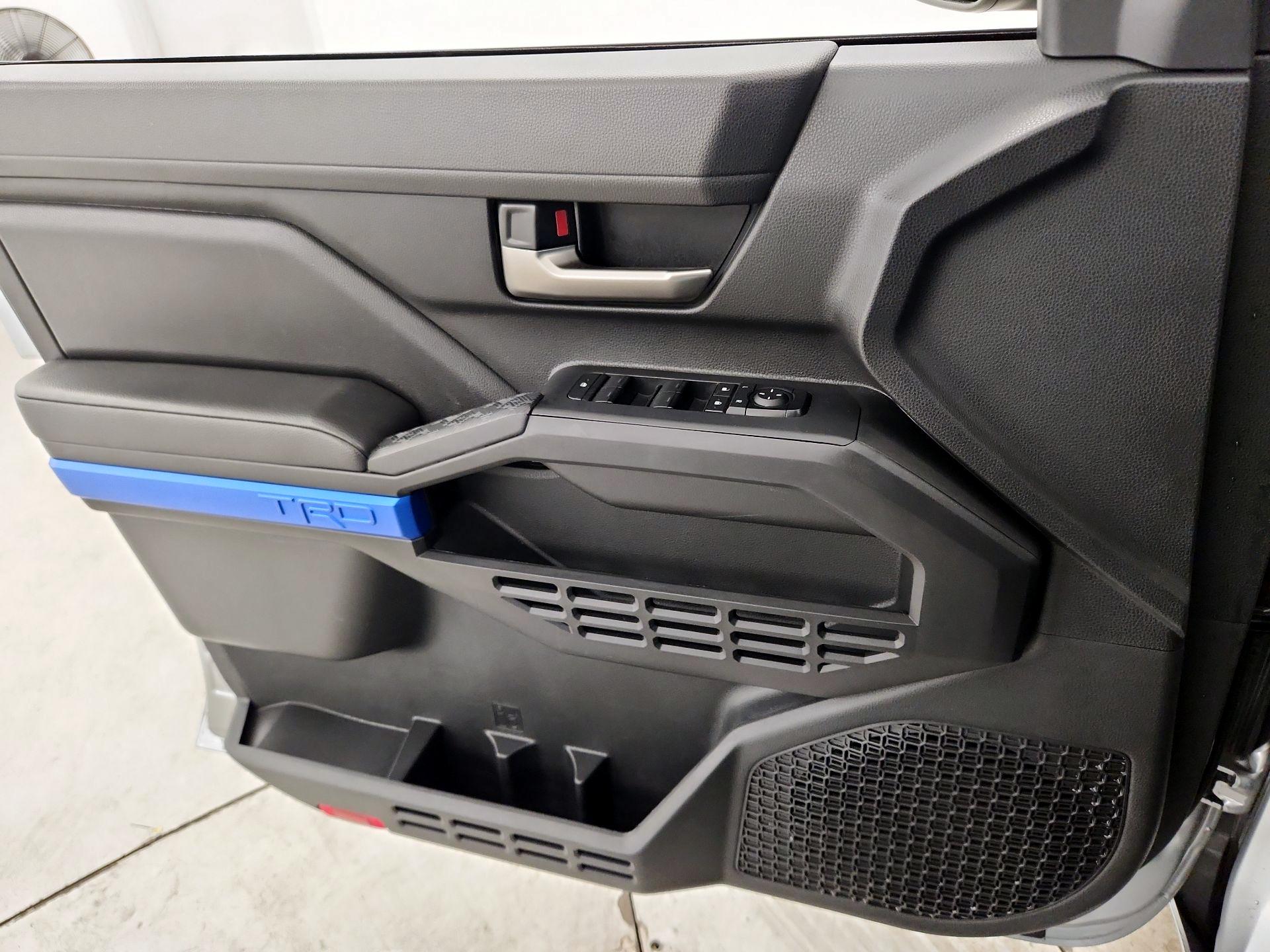 Thumbnail: 2024 Toyota Tacoma - 12