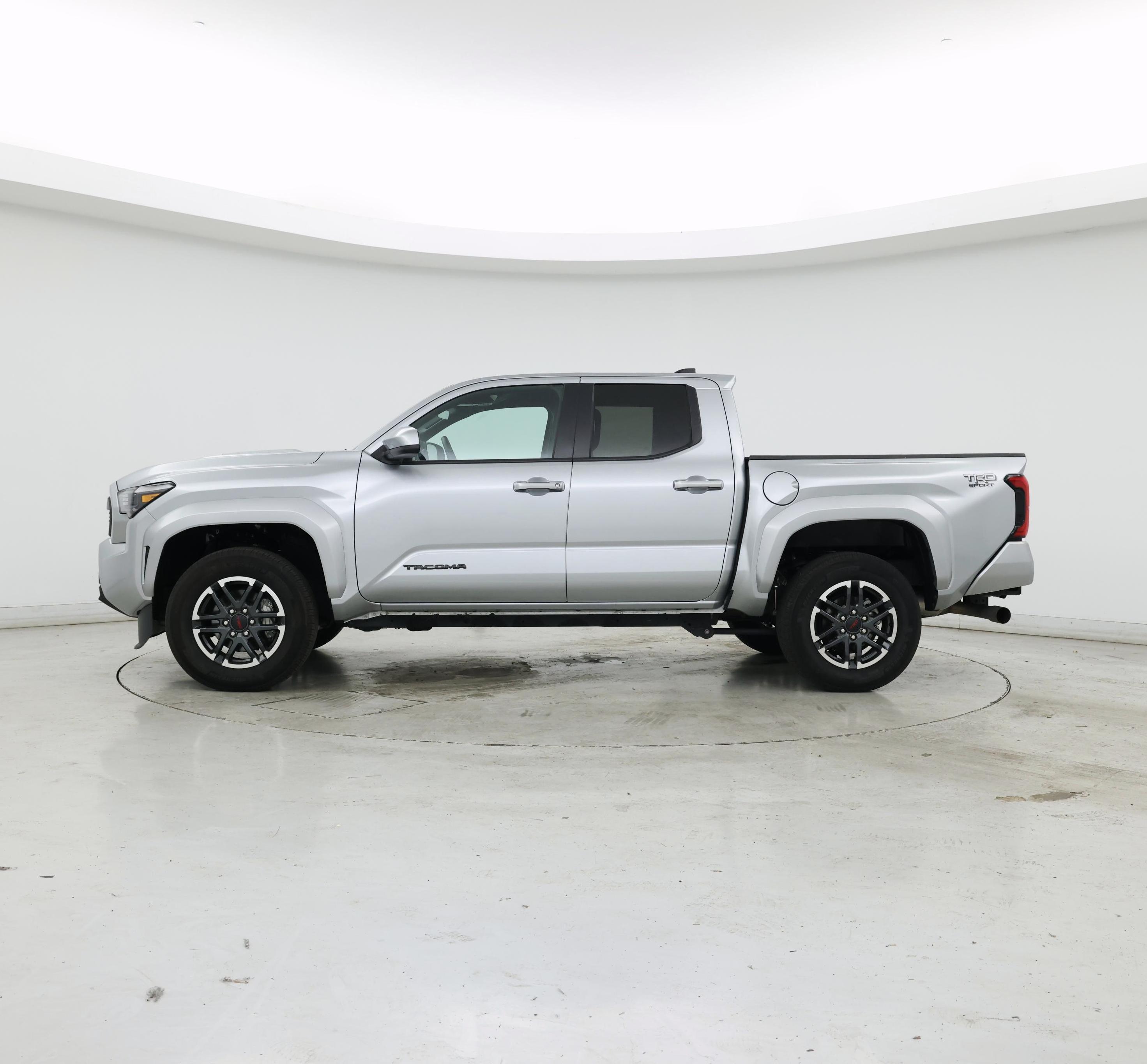 Thumbnail: 2024 Toyota Tacoma - 3