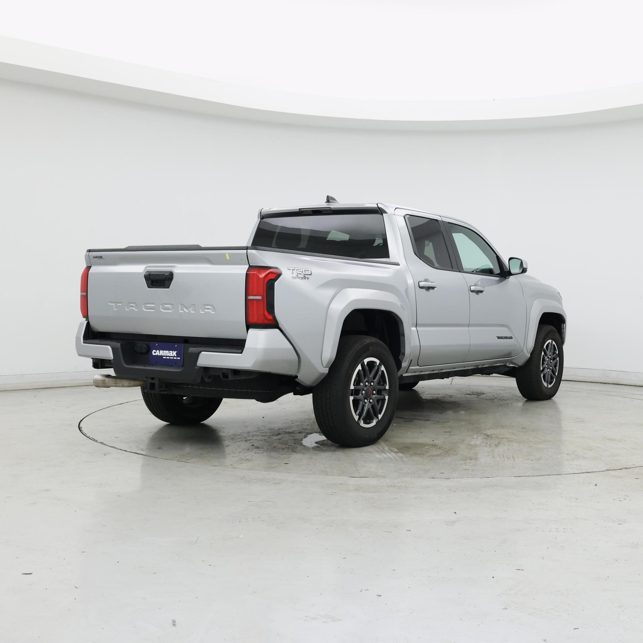 Thumbnail: 2024 Toyota Tacoma - 8