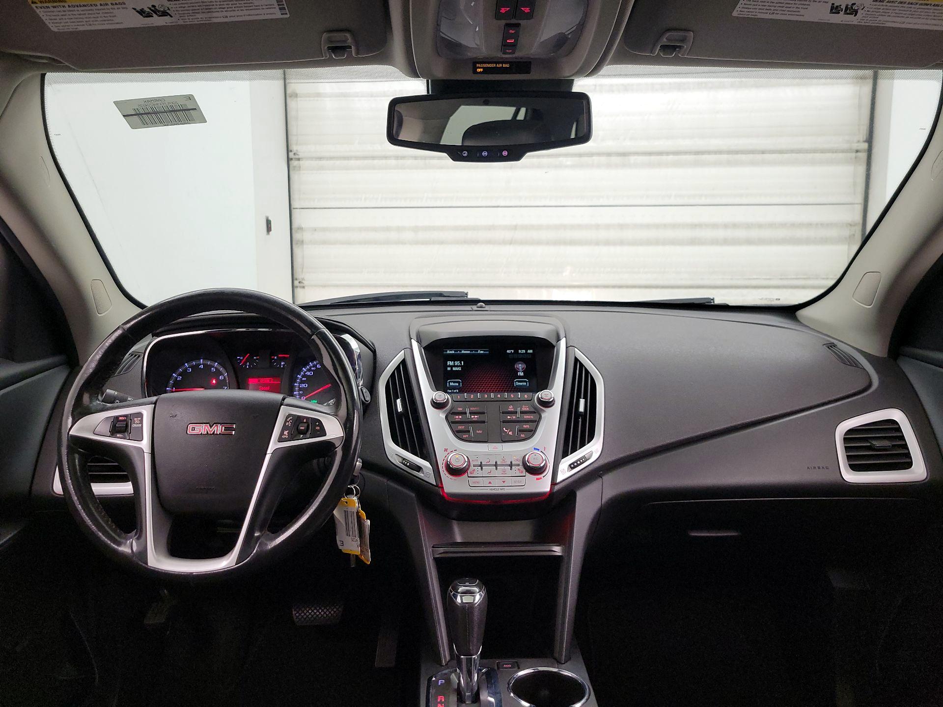 Thumbnail: 2017 GMC Terrain - 9