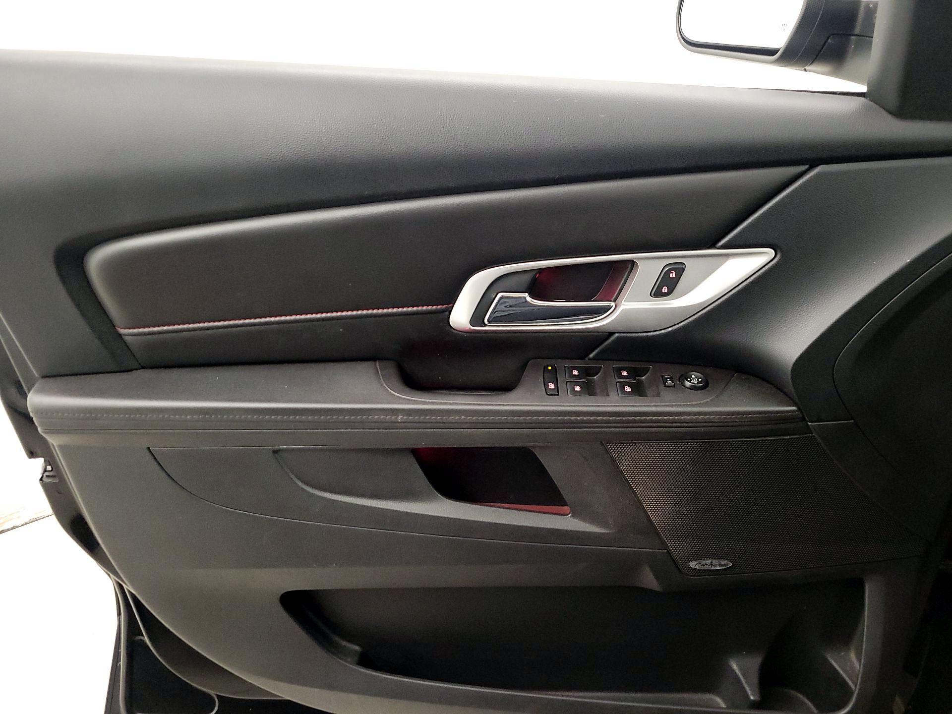 Thumbnail: 2017 GMC Terrain - 12