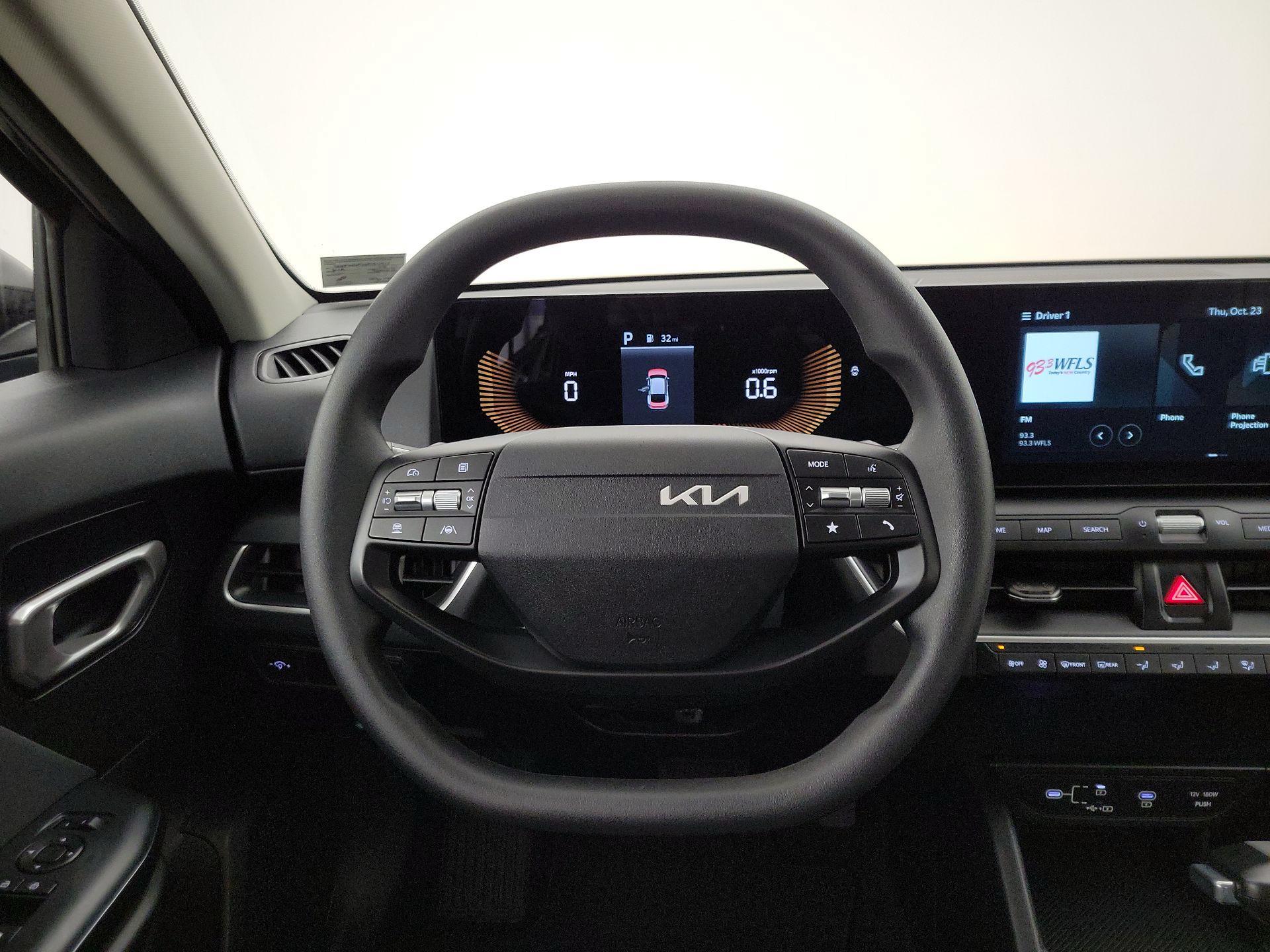 Thumbnail: 2025 Kia K4 - 10