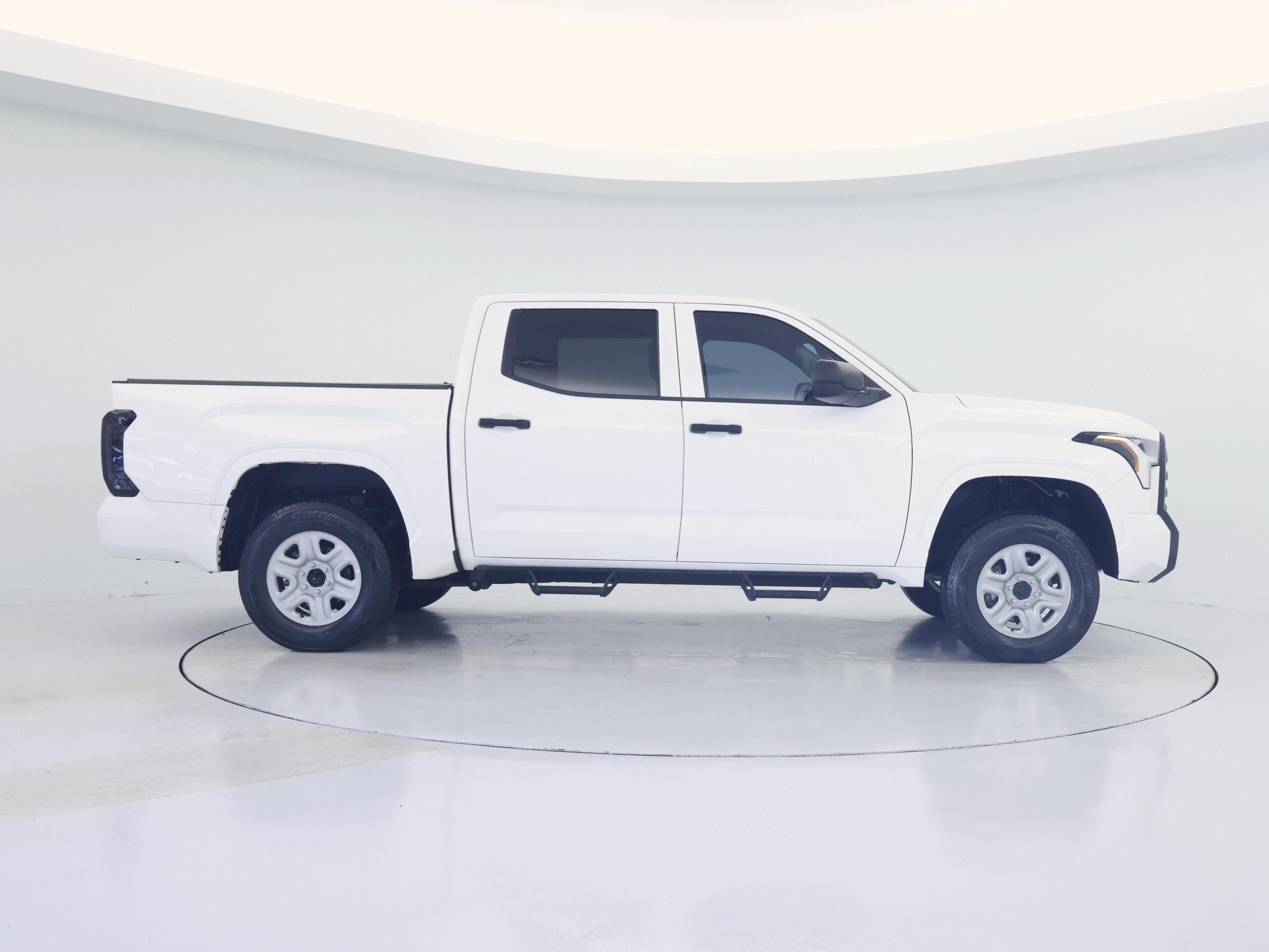 Thumbnail: 2022 Toyota Tundra - 7