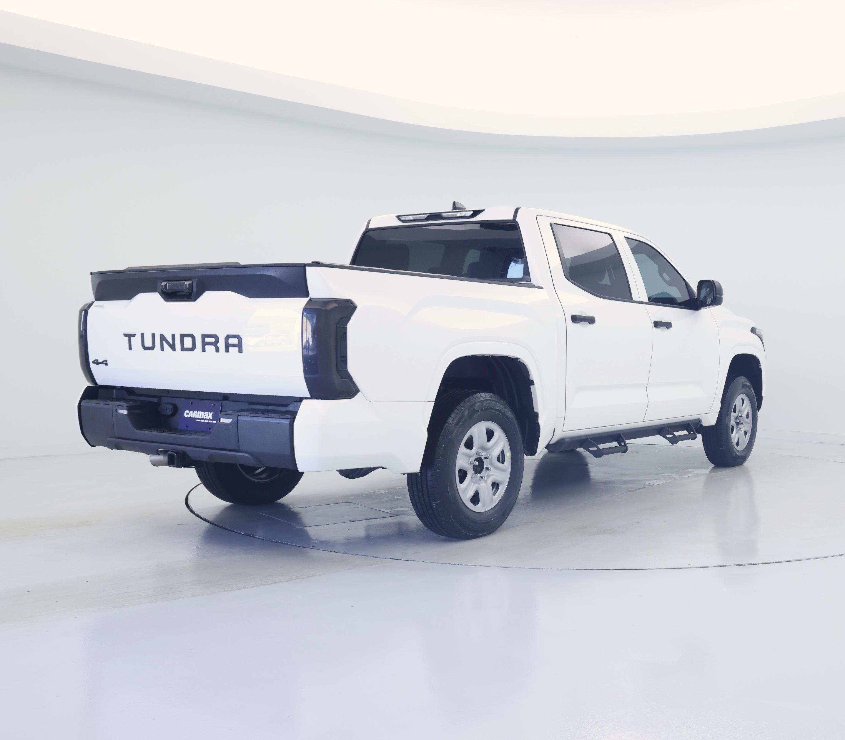 Thumbnail: 2022 Toyota Tundra - 8