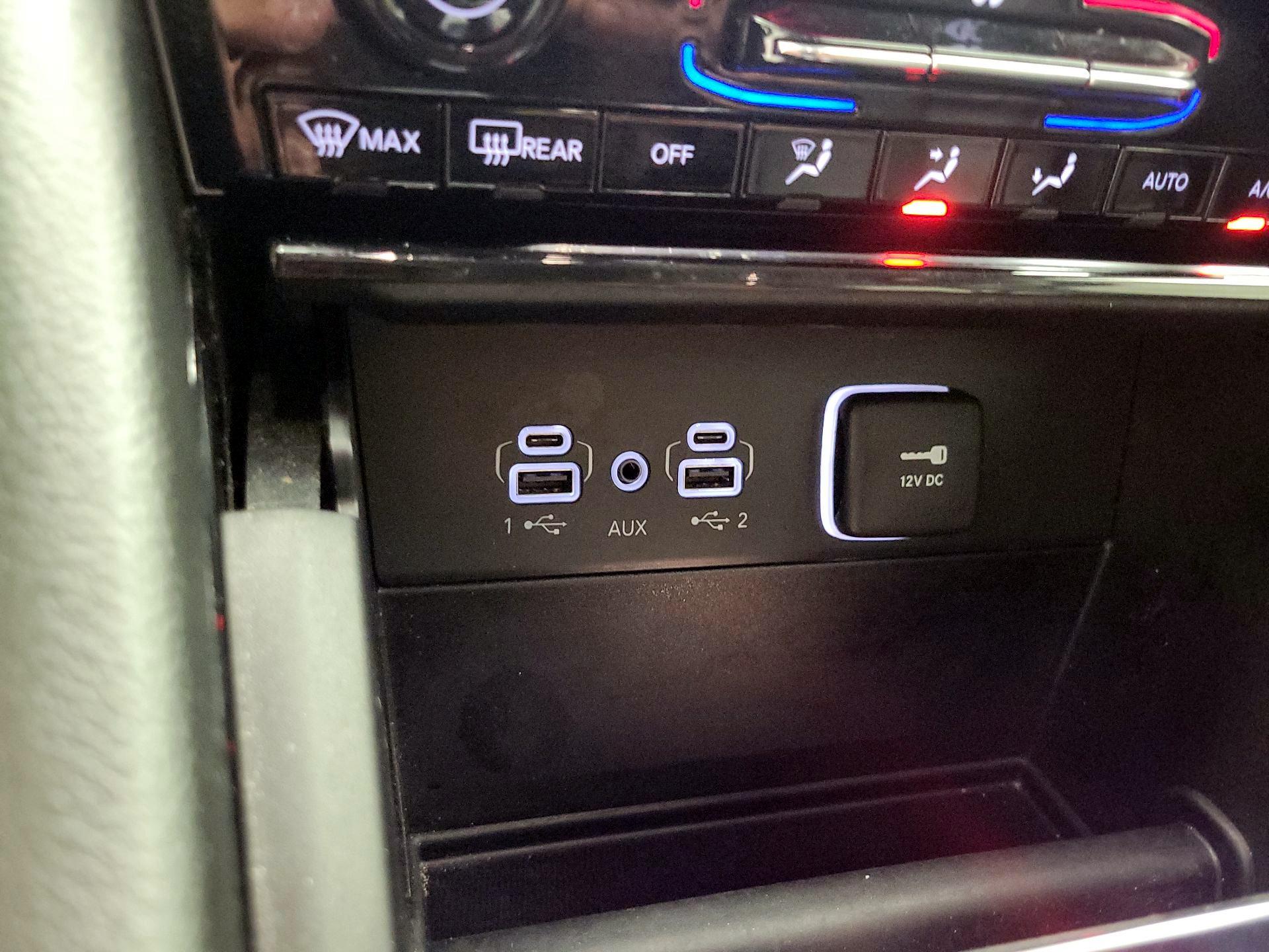 Thumbnail: 2023 Jeep Grand Cherokee - 17