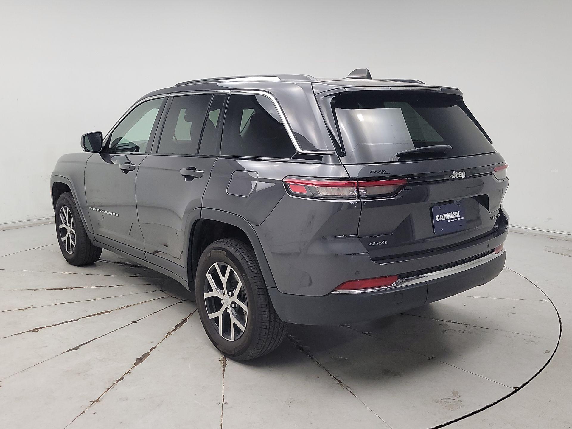 Thumbnail: 2023 Jeep Grand Cherokee - 7