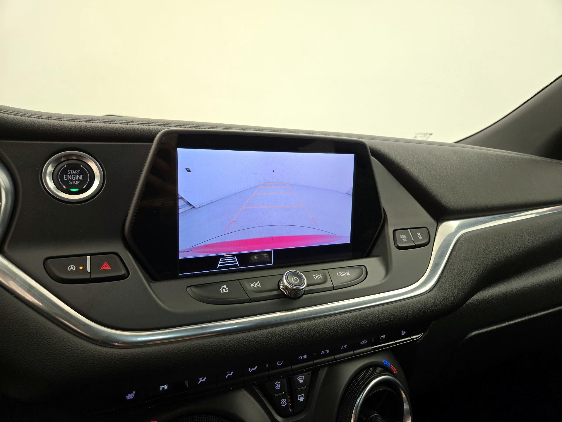 Thumbnail: 2022 Chevrolet Blazer - 14