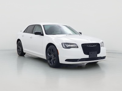 White 2023 Chrysler 300 Touring