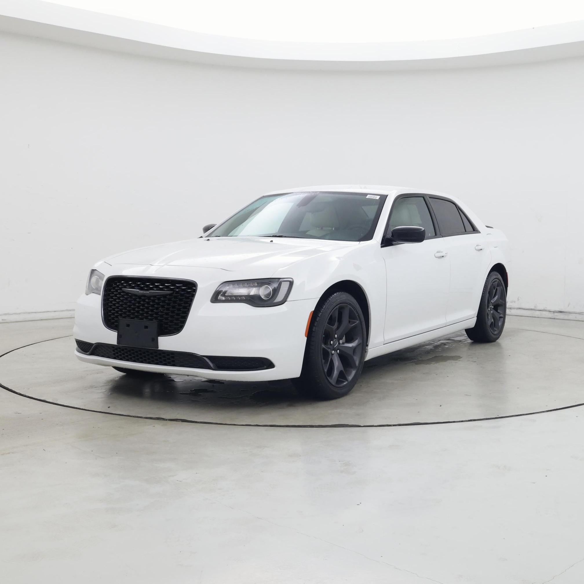 Thumbnail: 2023 Chrysler 300 - 4
