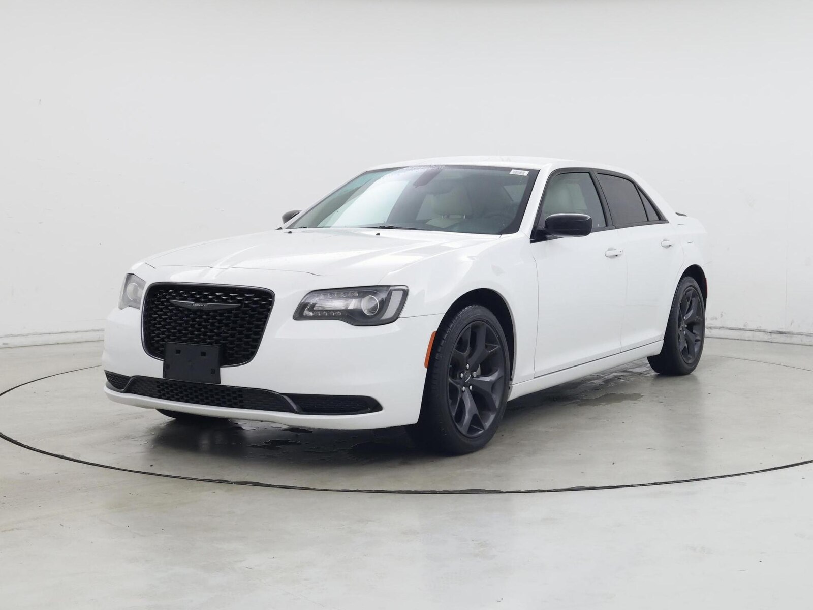 2023 Chrysler 300 Touring