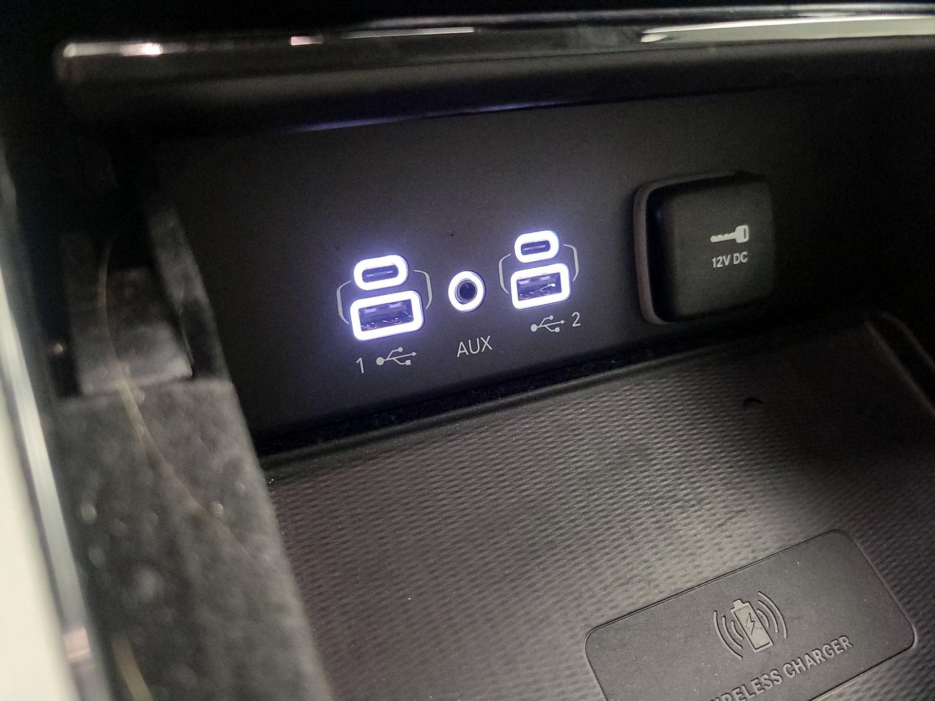 Thumbnail: 2021 Jeep Grand Cherokee L - 17