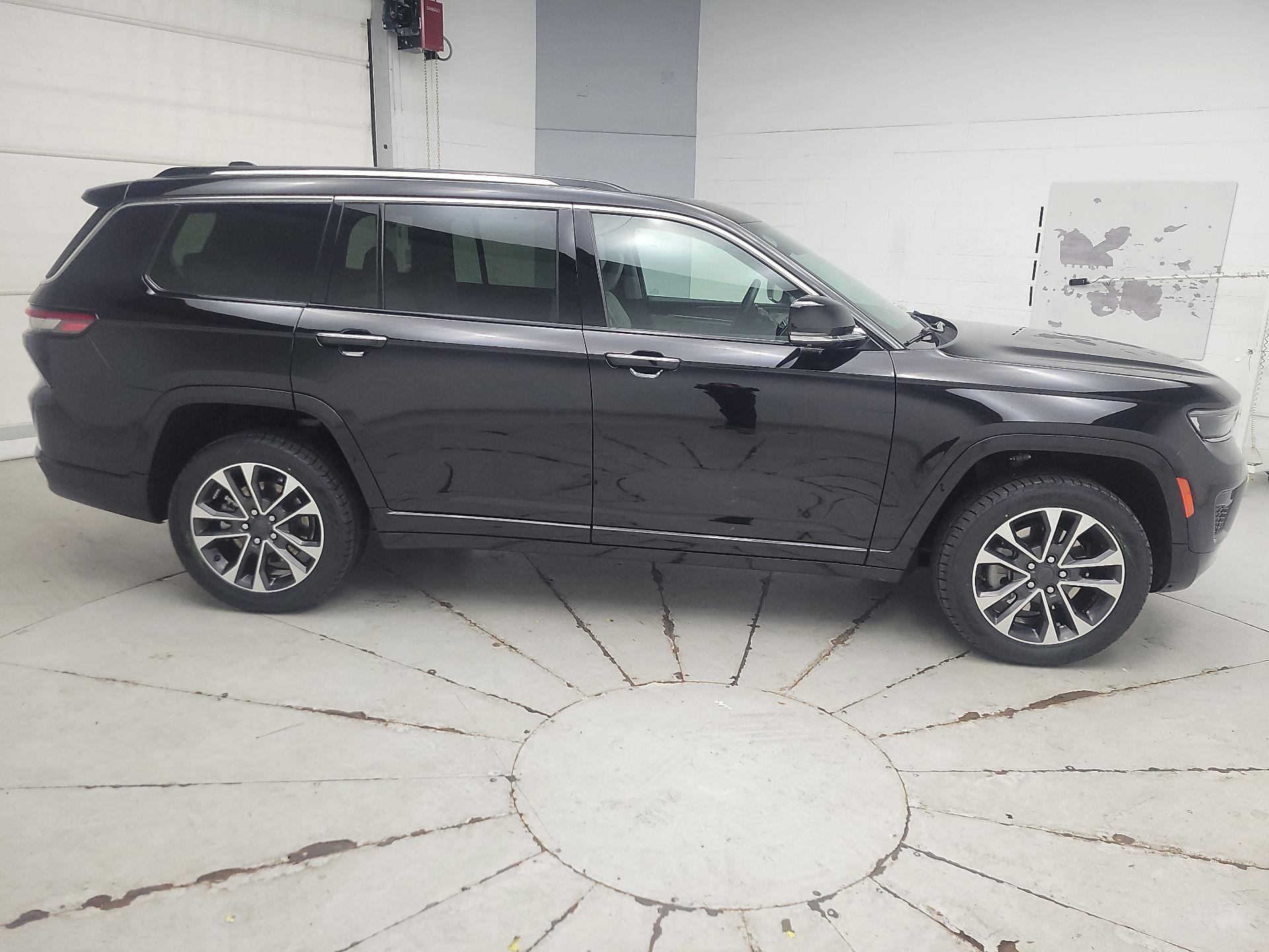 Thumbnail: 2021 Jeep Grand Cherokee L - 4