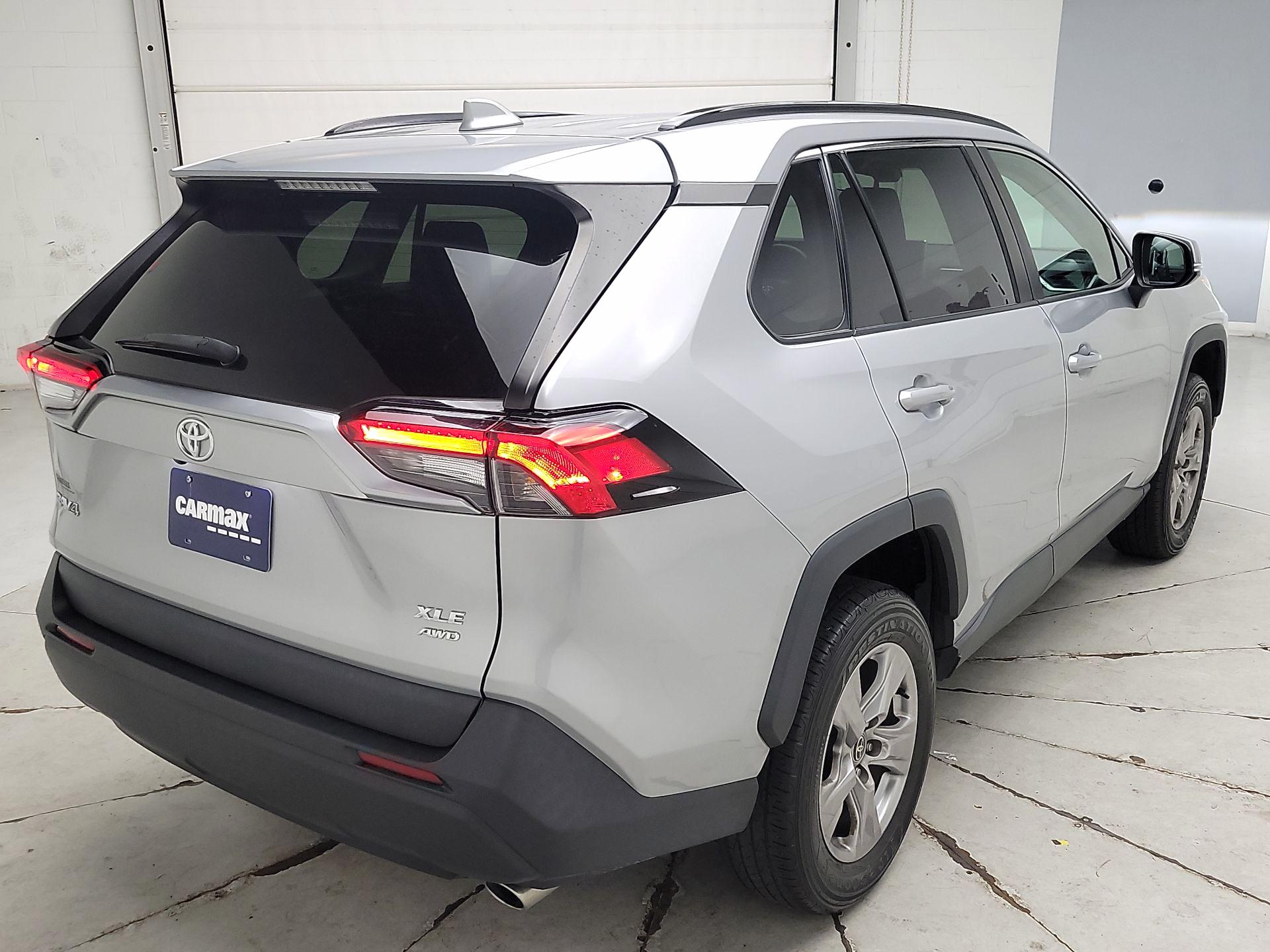 Thumbnail: 2023 Toyota RAV4 - 5