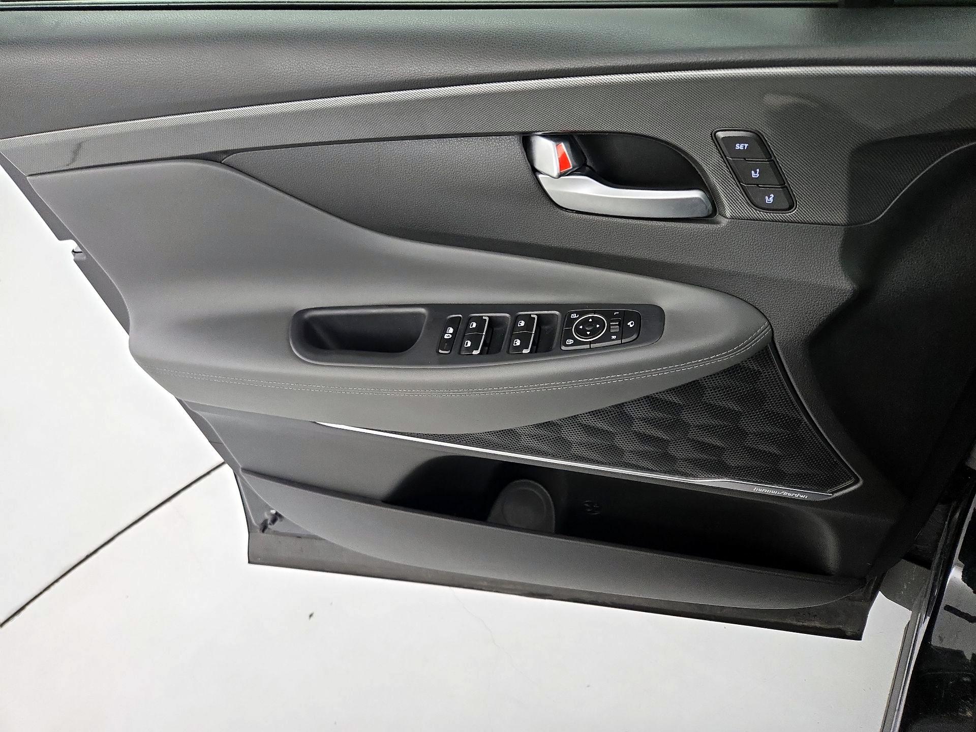 Thumbnail: 2023 Hyundai Santa Fe - 12