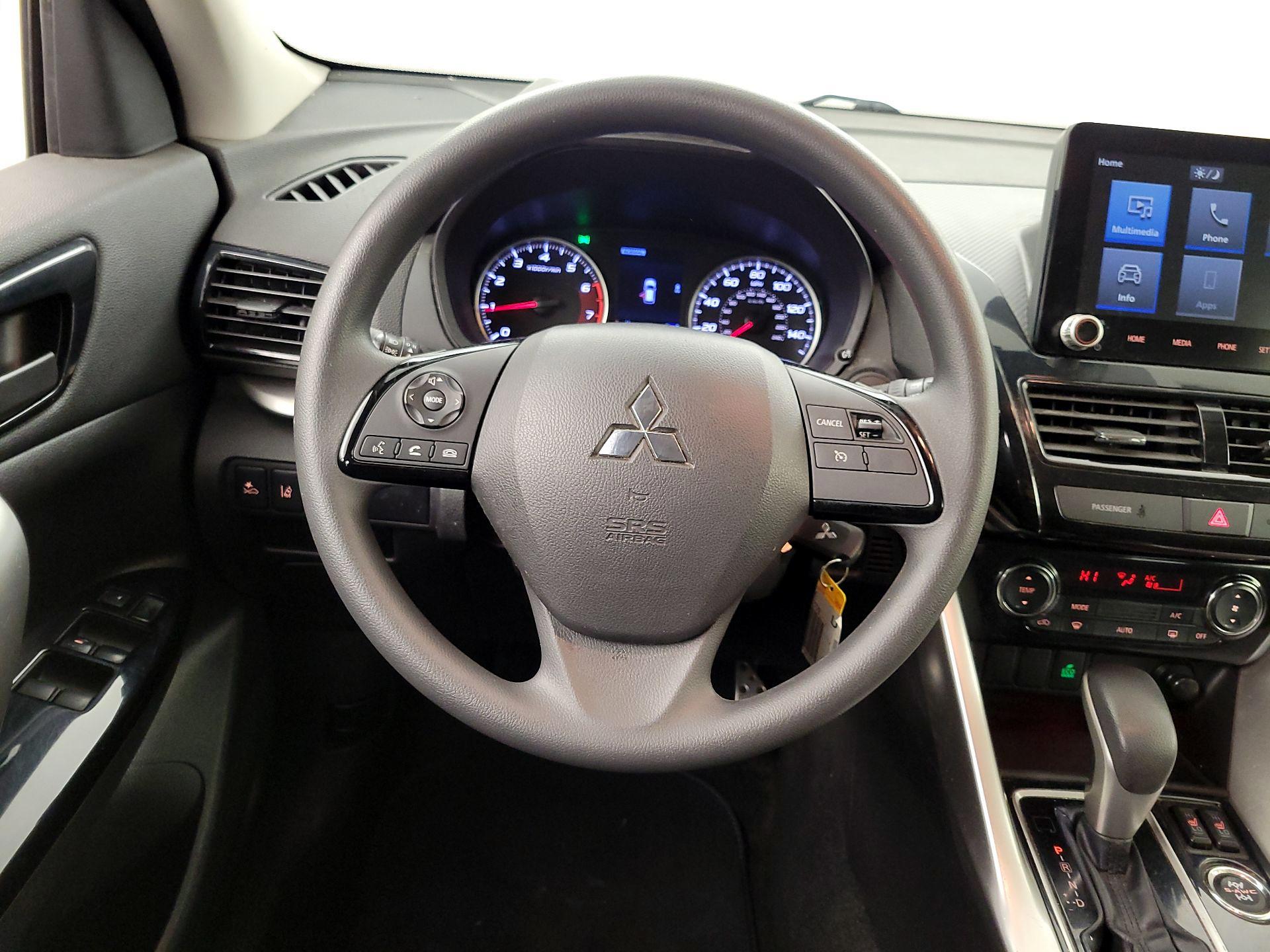 Thumbnail: 2022 Mitsubishi Eclipse Cross - 10