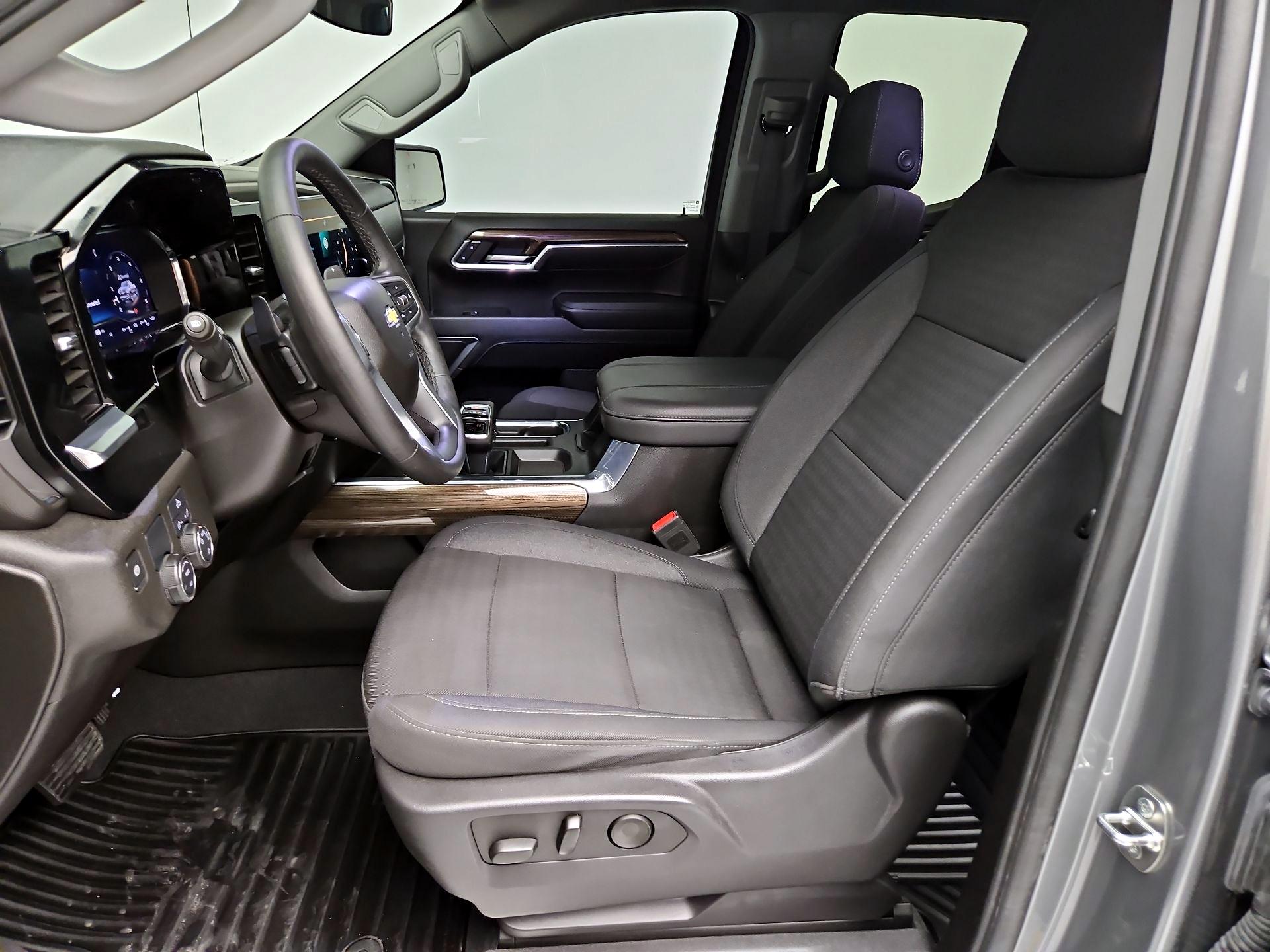 Thumbnail: 2024 Chevrolet Silverado 1500 - 11