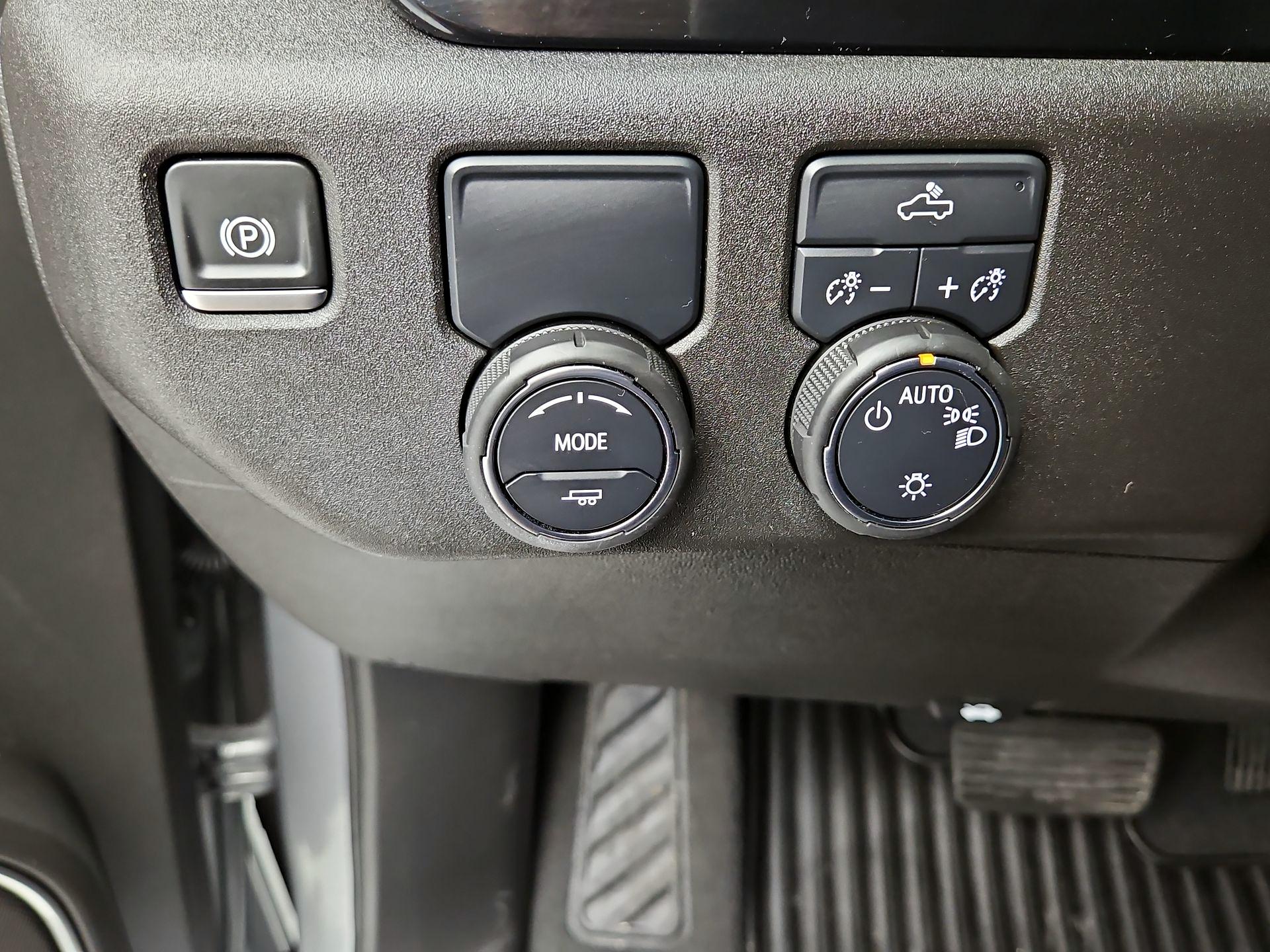 Thumbnail: 2024 Chevrolet Silverado 1500 - 13