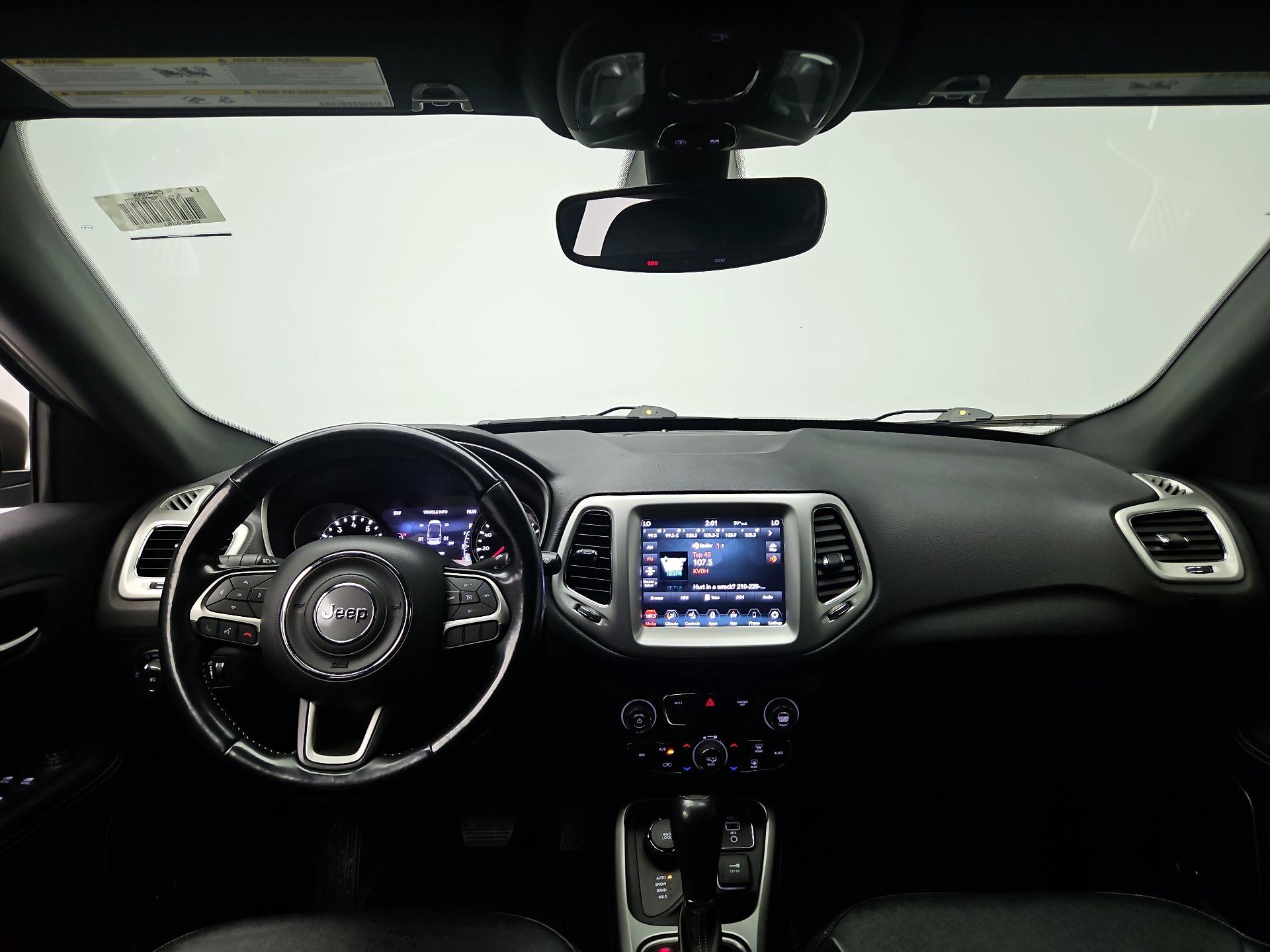 Thumbnail: 2021 Jeep Compass - 9