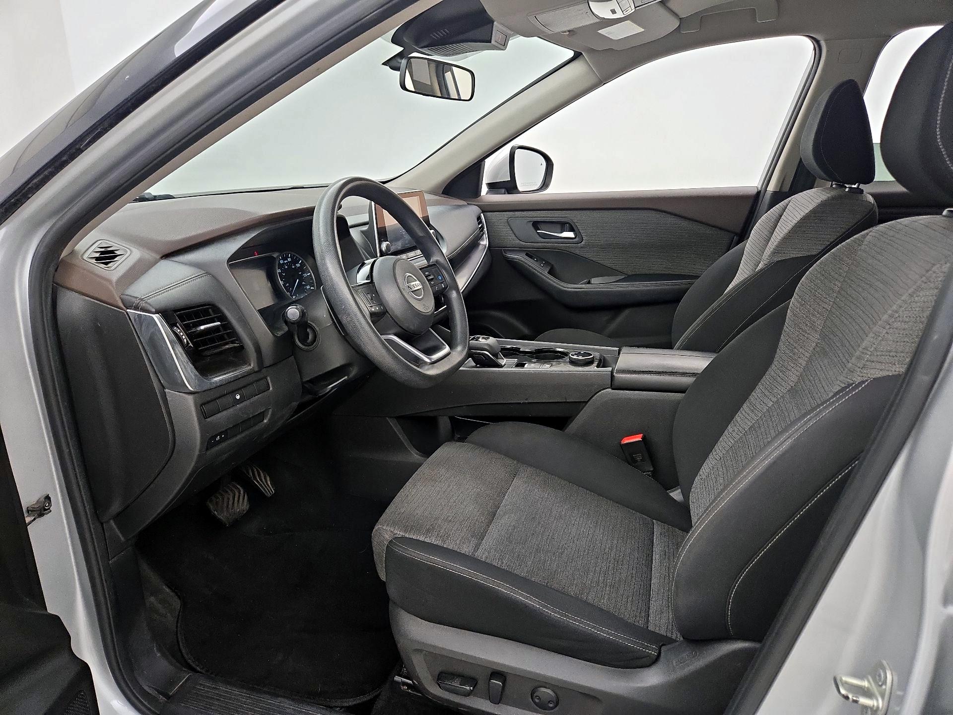 Thumbnail: 2021 Nissan Rogue - 11