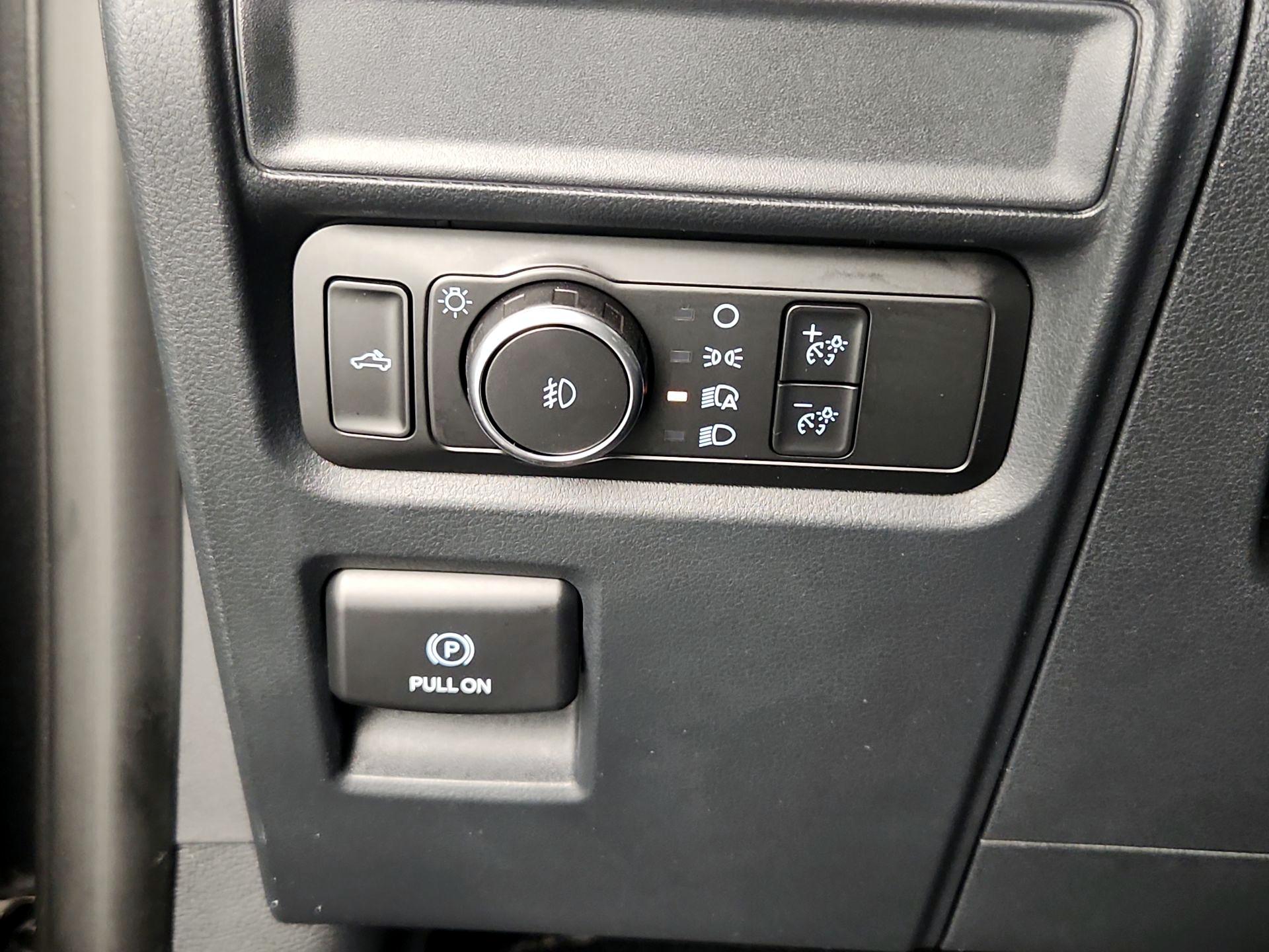 Thumbnail: 2022 Ford F-150 - 13