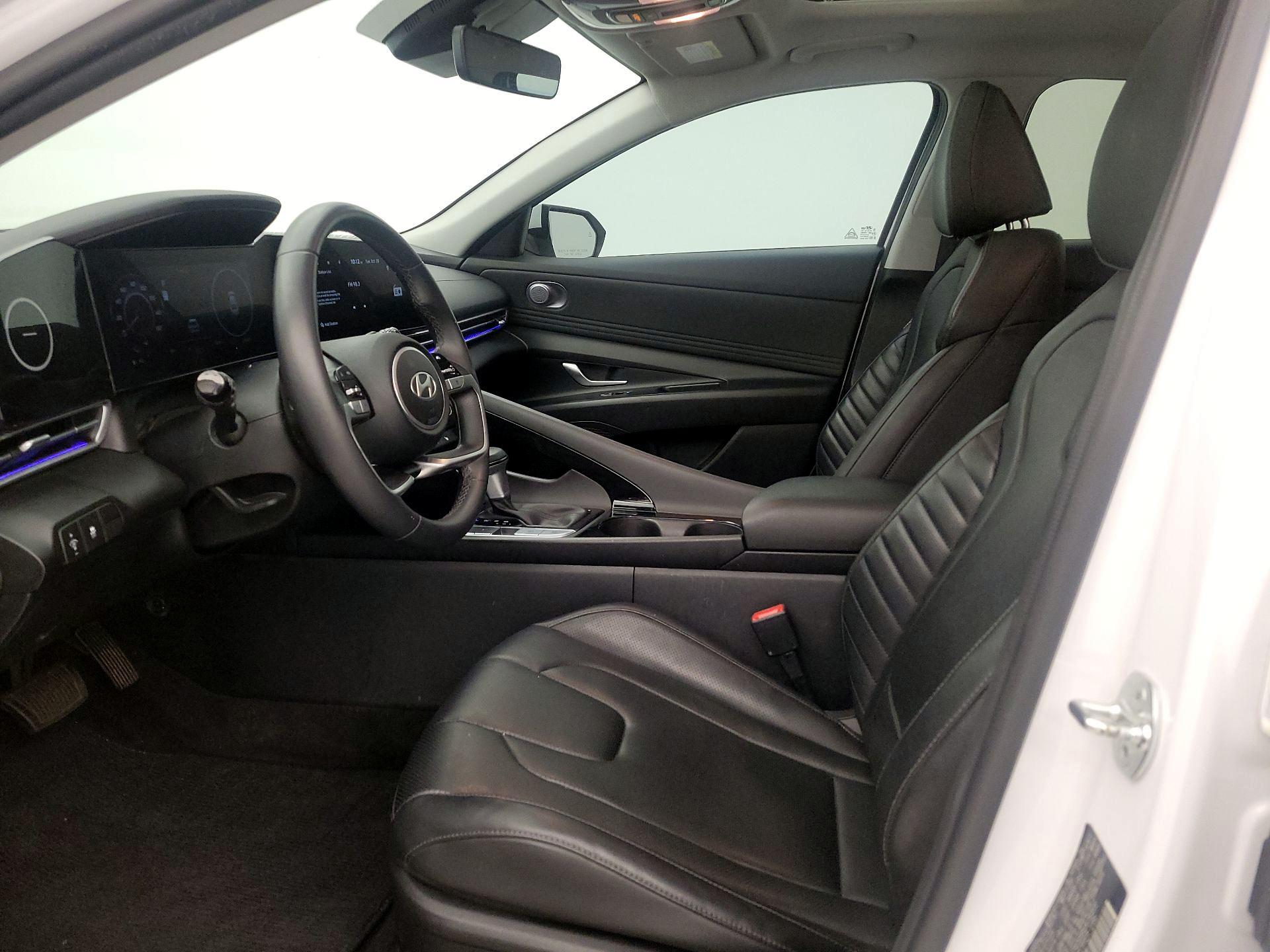 Thumbnail: 2024 Hyundai Elantra - 11