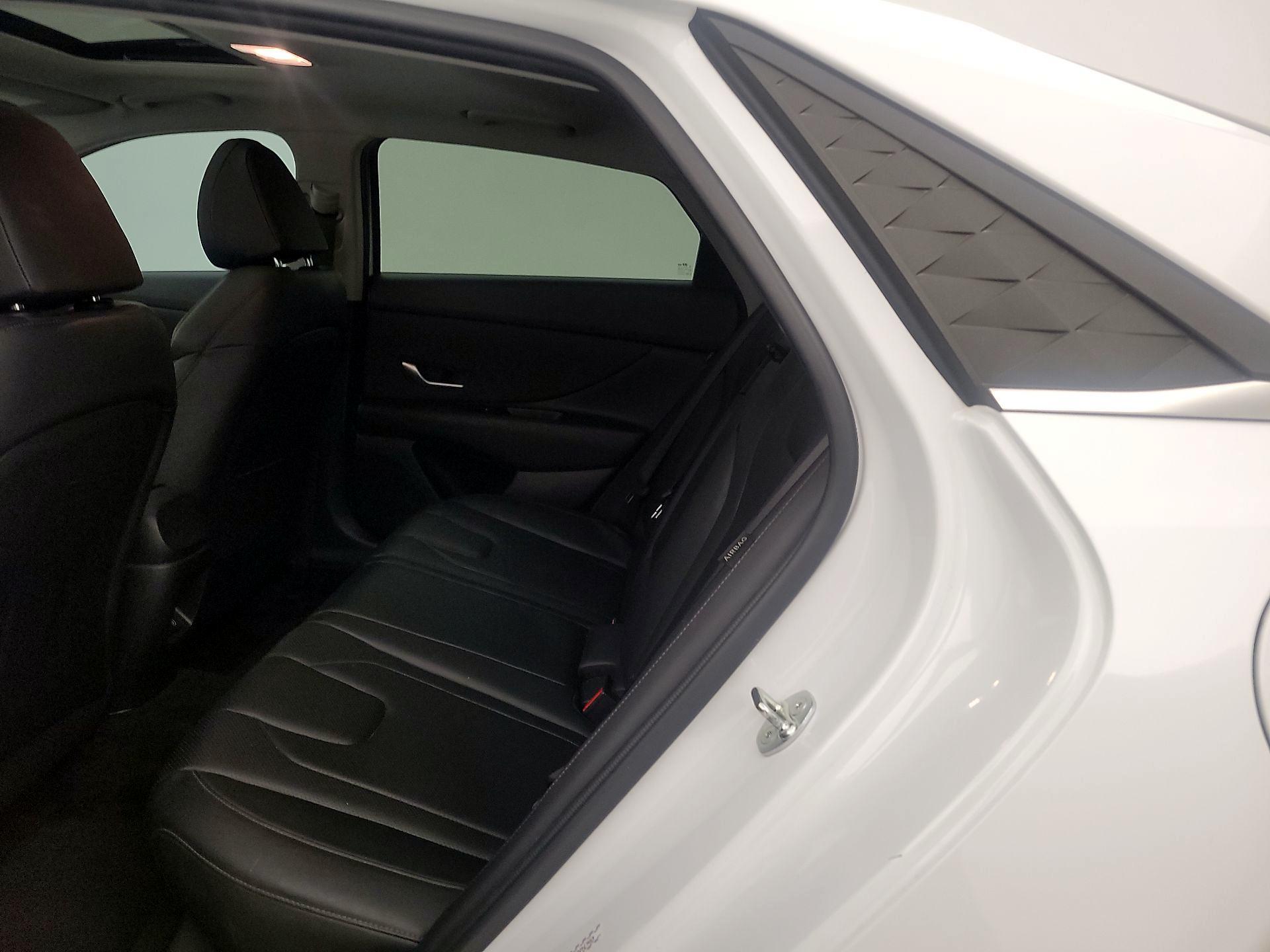 Thumbnail: 2024 Hyundai Elantra - 20