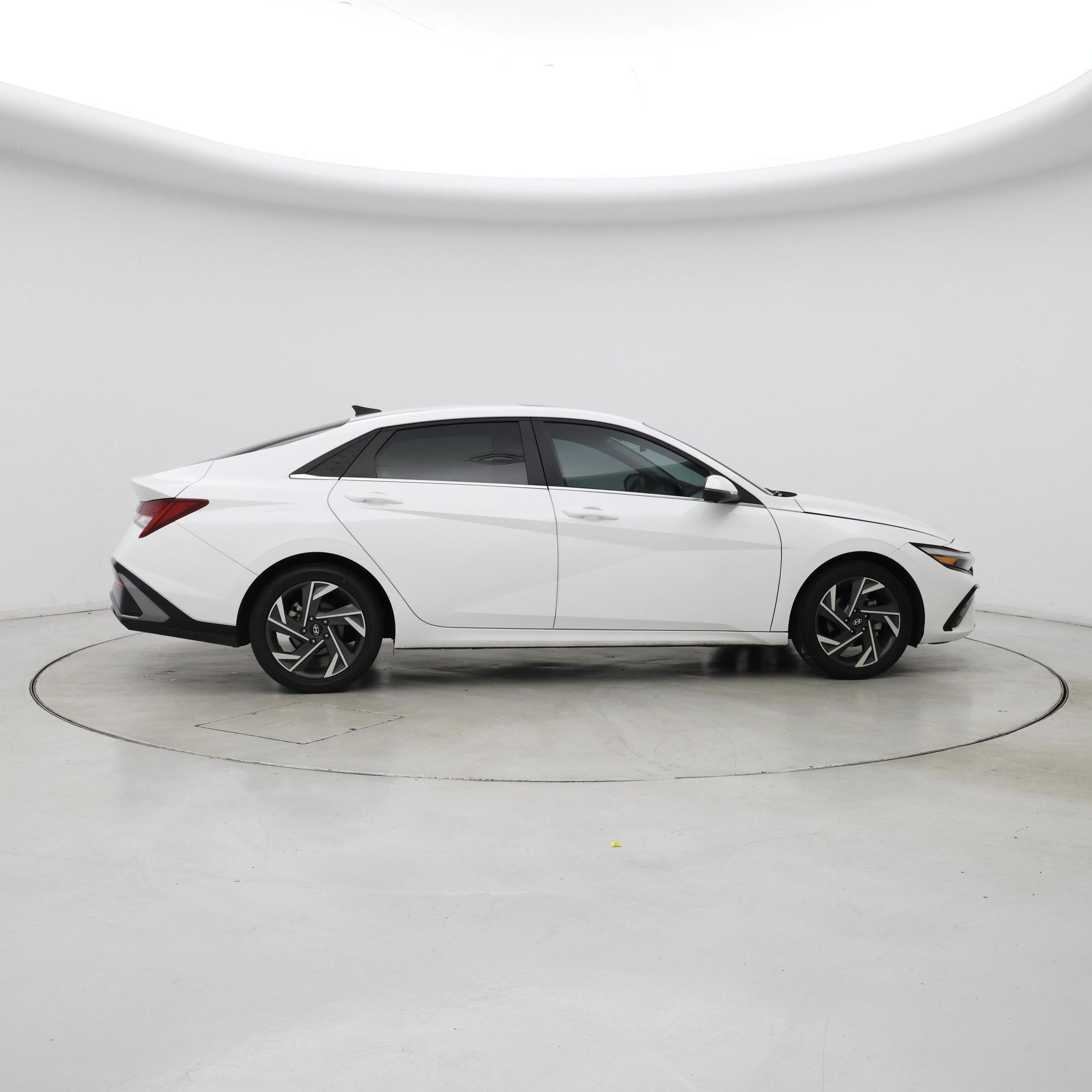 Thumbnail: 2024 Hyundai Elantra - 7