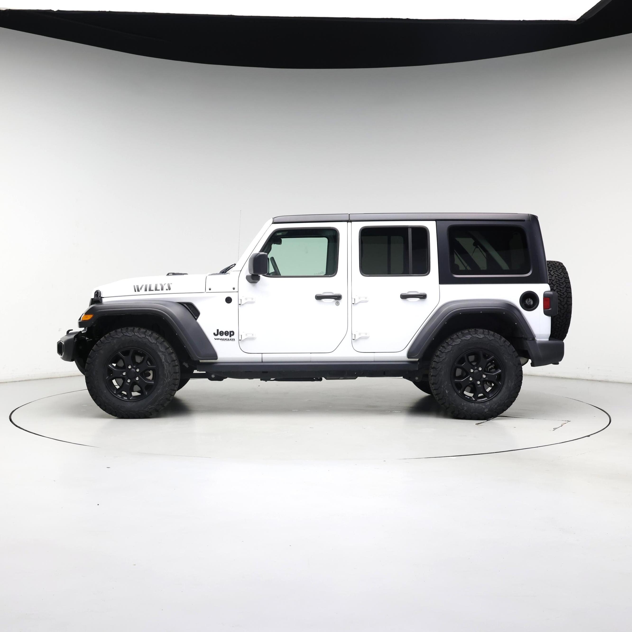 Thumbnail: 2022 Jeep Wrangler - 3
