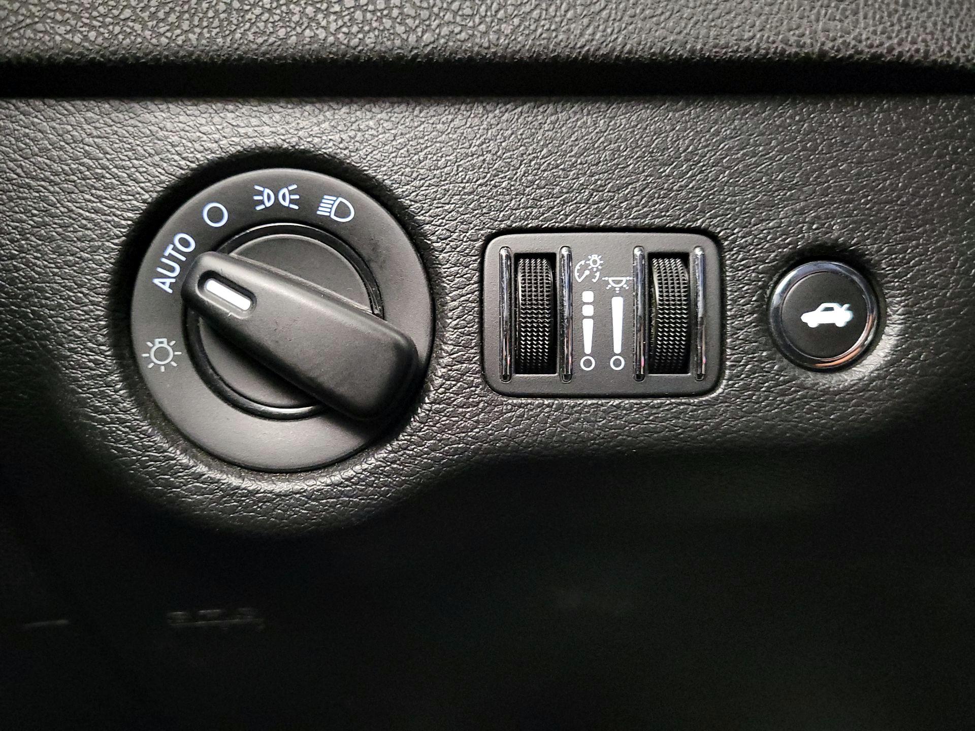 Thumbnail: 2022 Dodge Charger - 13