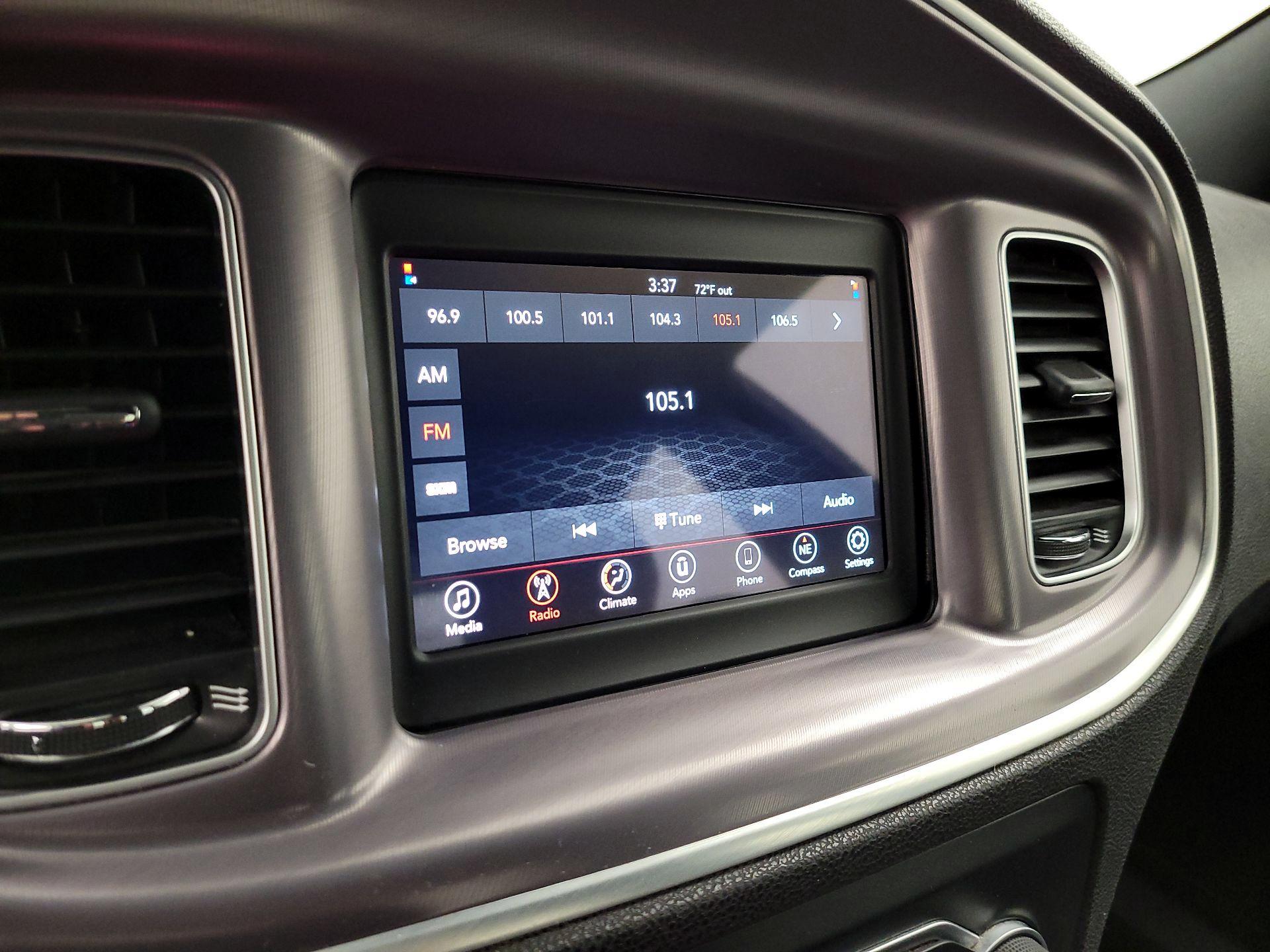 Thumbnail: 2022 Dodge Charger - 15