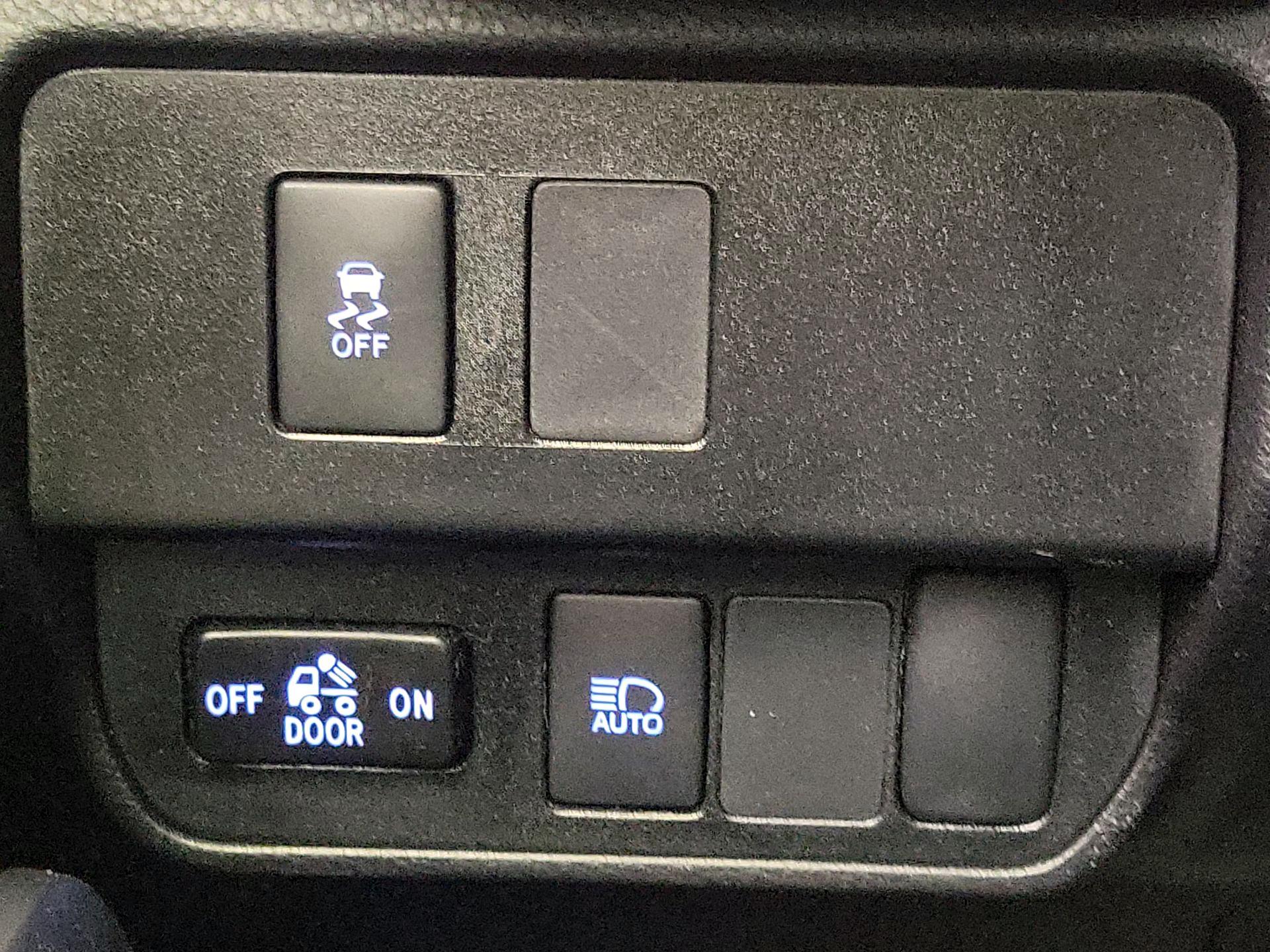 Thumbnail: 2023 Toyota Tacoma - 13