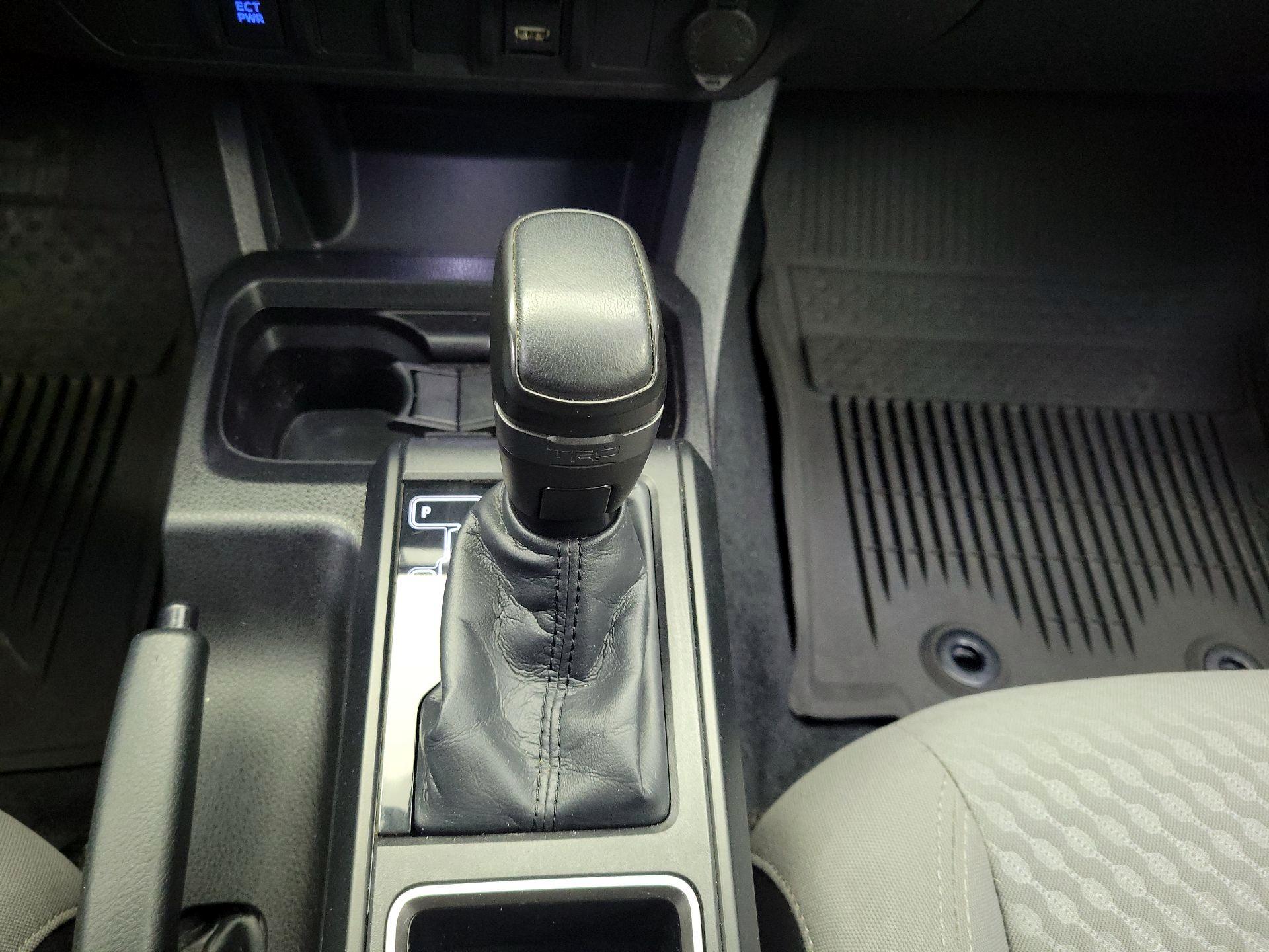 Thumbnail: 2023 Toyota Tacoma - 17