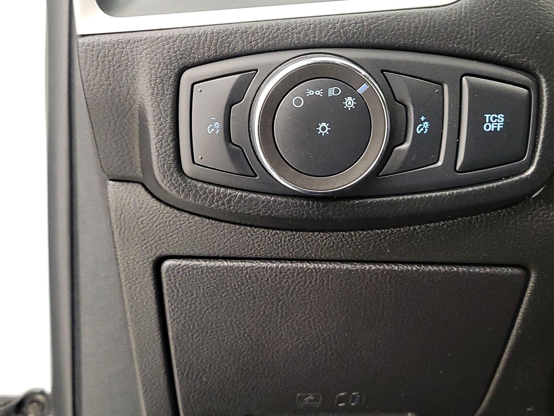 Thumbnail: 2022 Ford Edge - 13