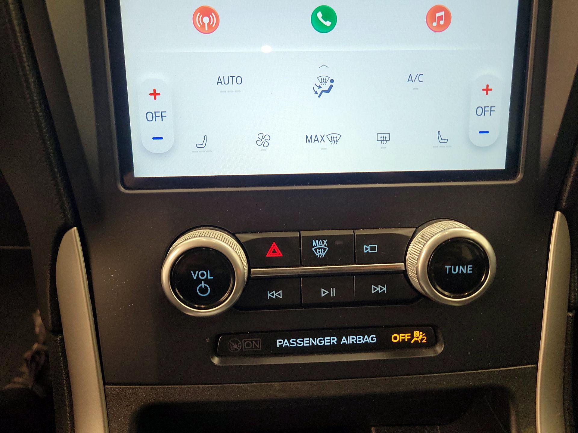 Thumbnail: 2022 Ford Edge - 16