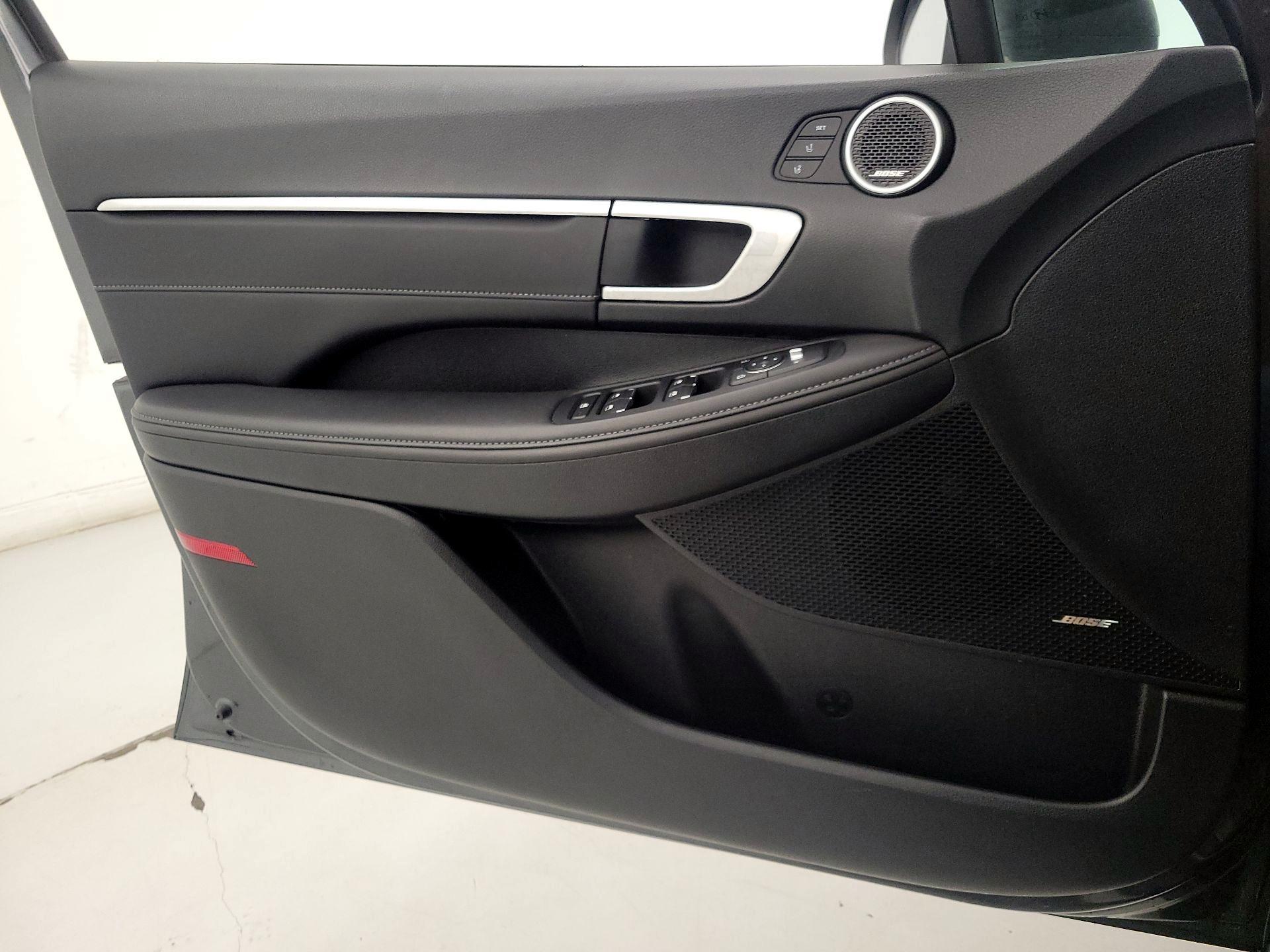 Thumbnail: 2023 Hyundai Sonata - 12