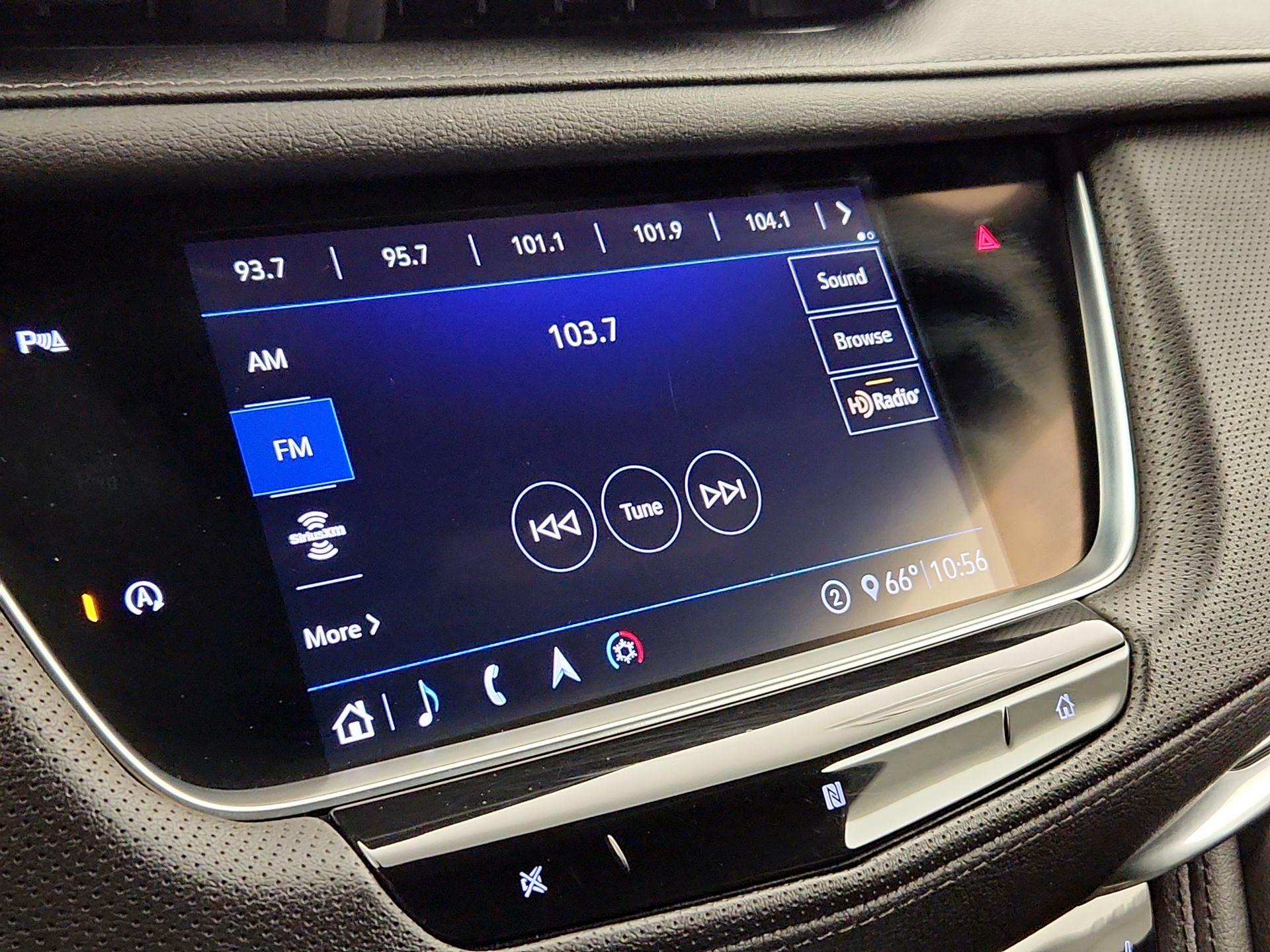 Thumbnail: 2020 Cadillac XT5 - 16