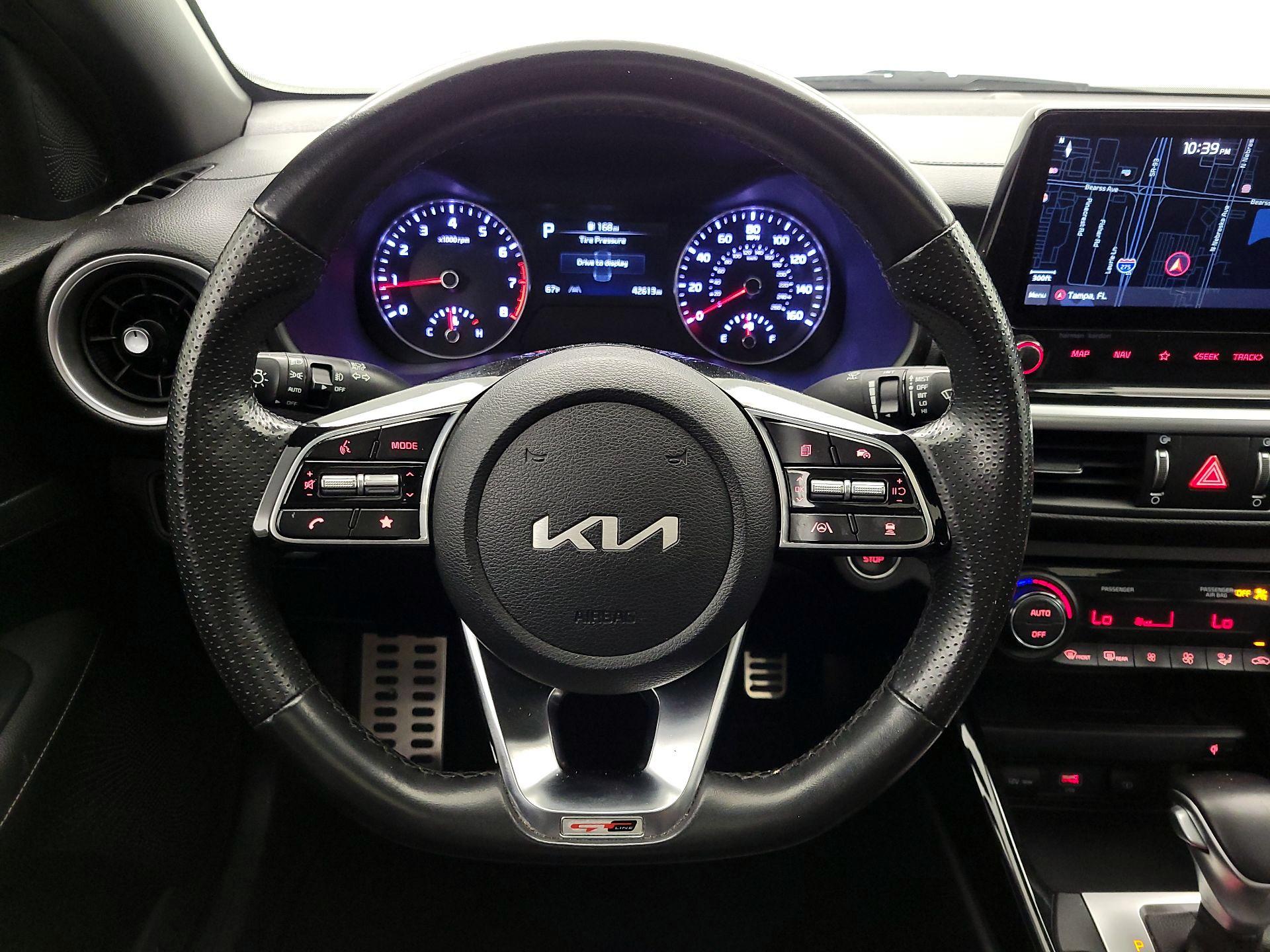 Thumbnail: 2022 Kia Forte - 10