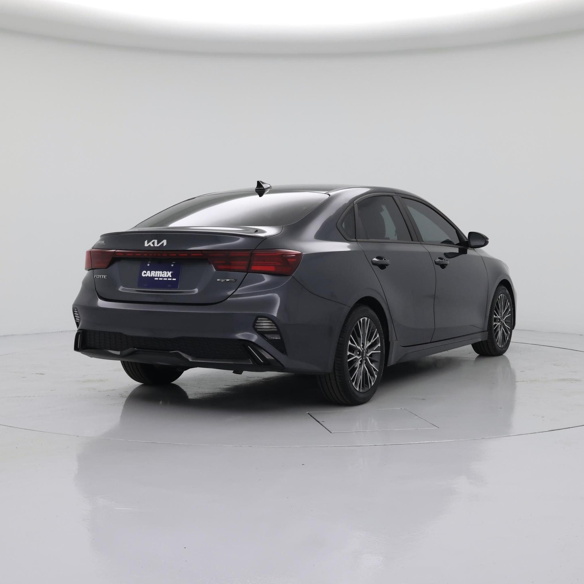 Thumbnail: 2022 Kia Forte - 8