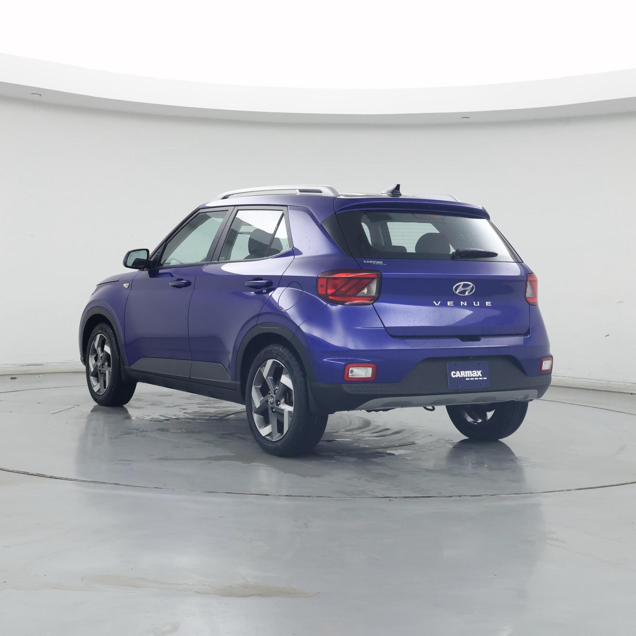 Thumbnail: 2022 Hyundai Venue - 2