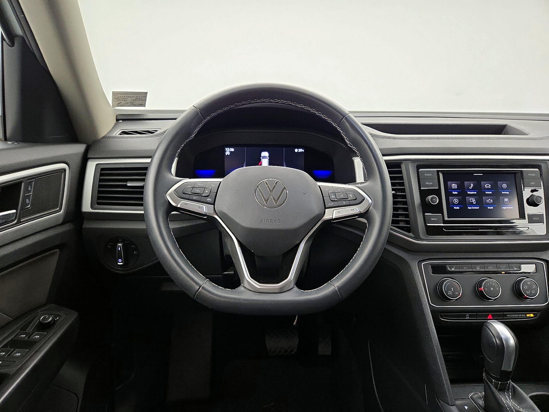 Thumbnail: 2022 Volkswagen Atlas - 10