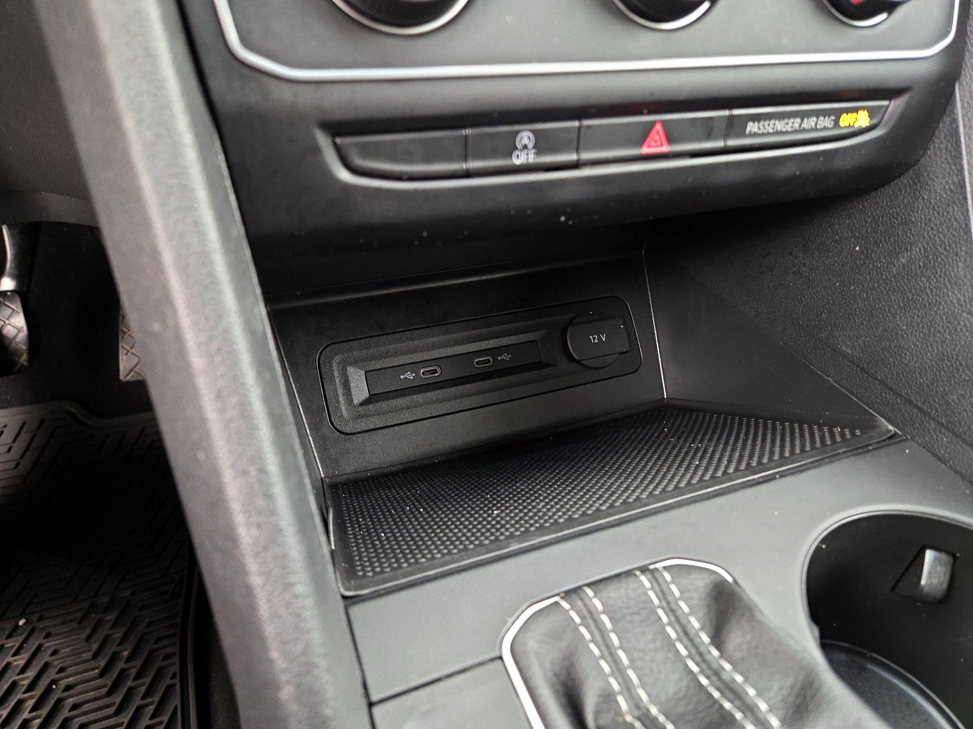 Thumbnail: 2022 Volkswagen Atlas - 18