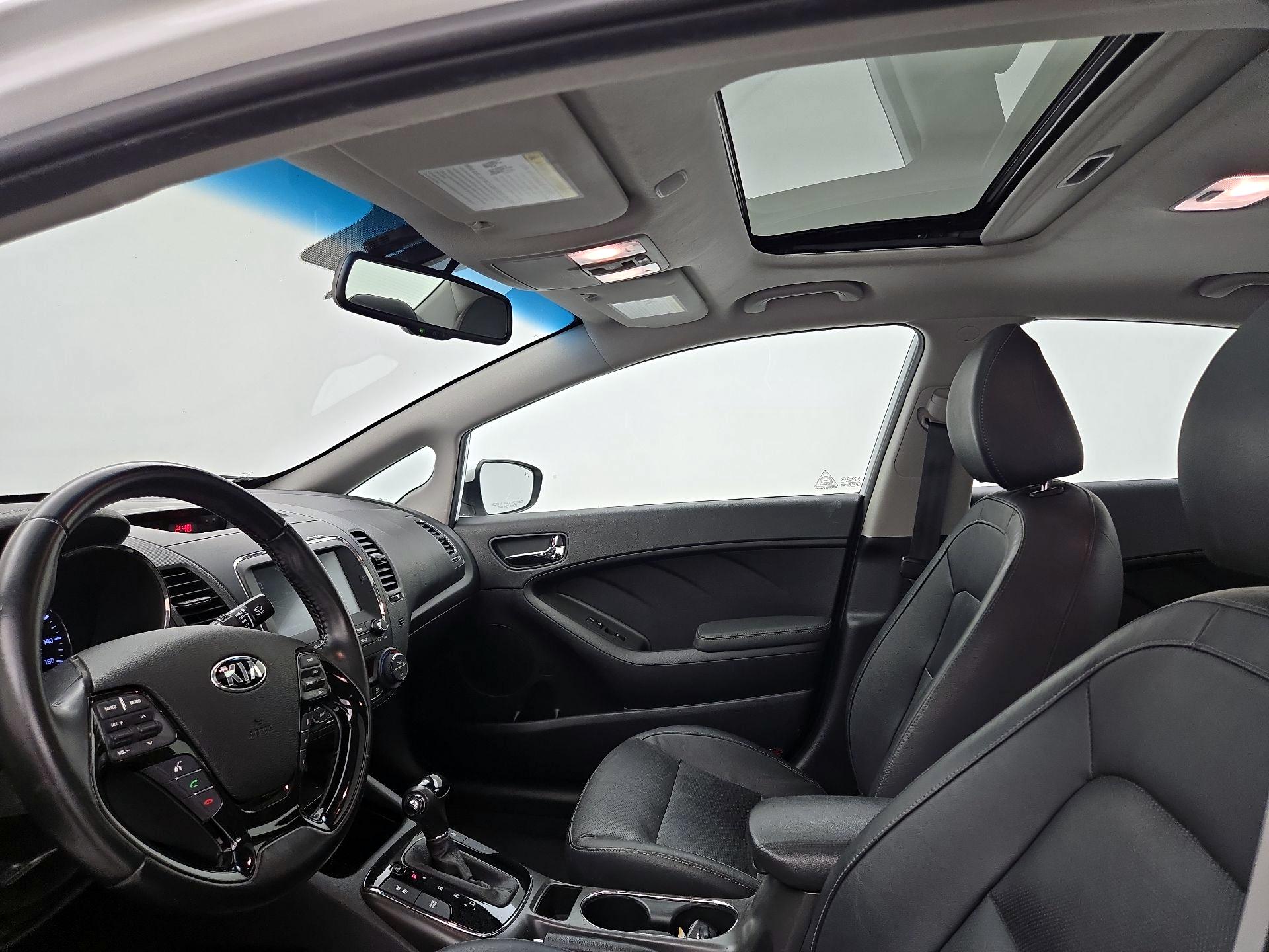 Thumbnail: 2017 Kia Forte - 19