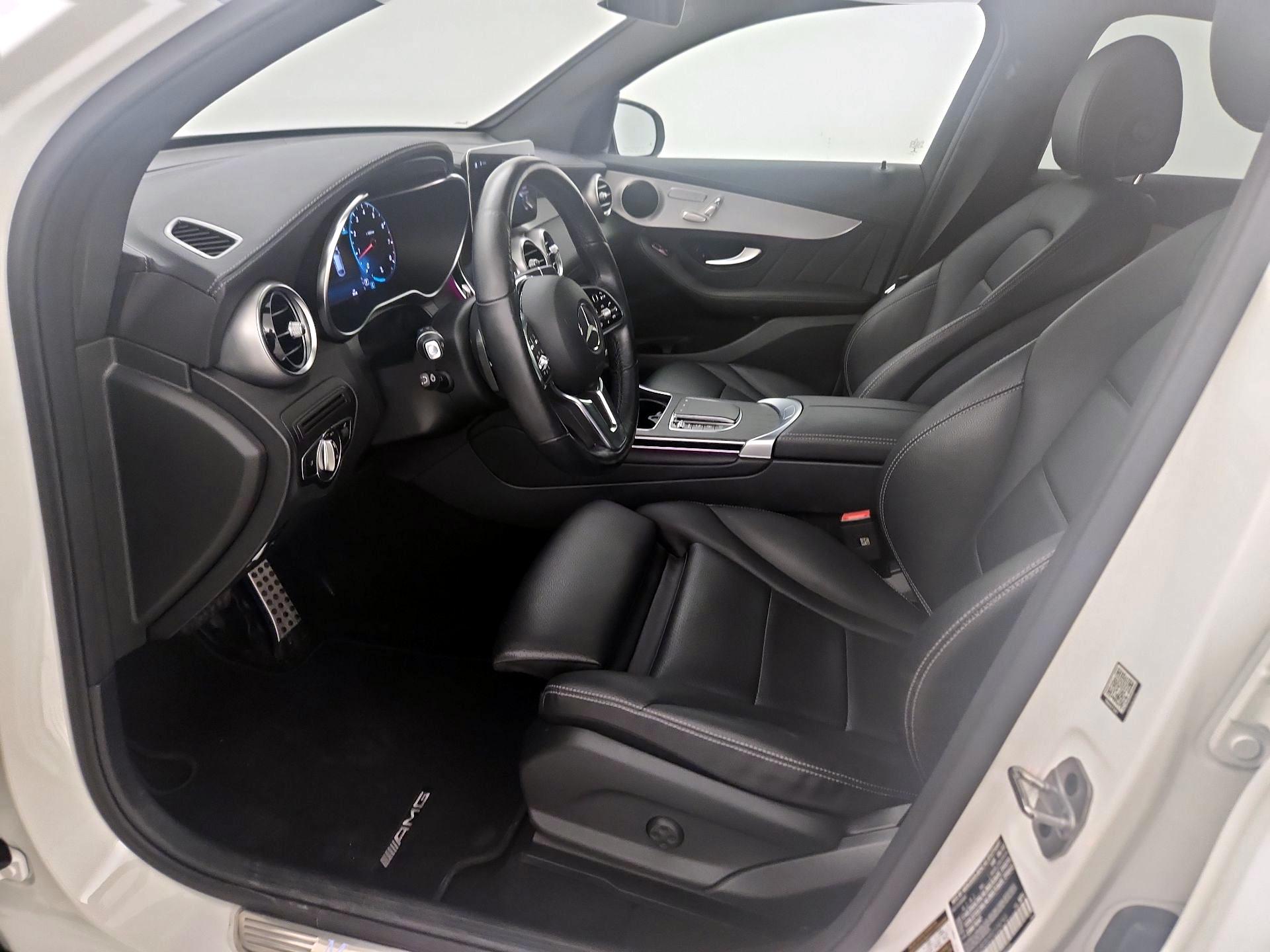 Thumbnail: 2023 Mercedes-Benz GLC - 11